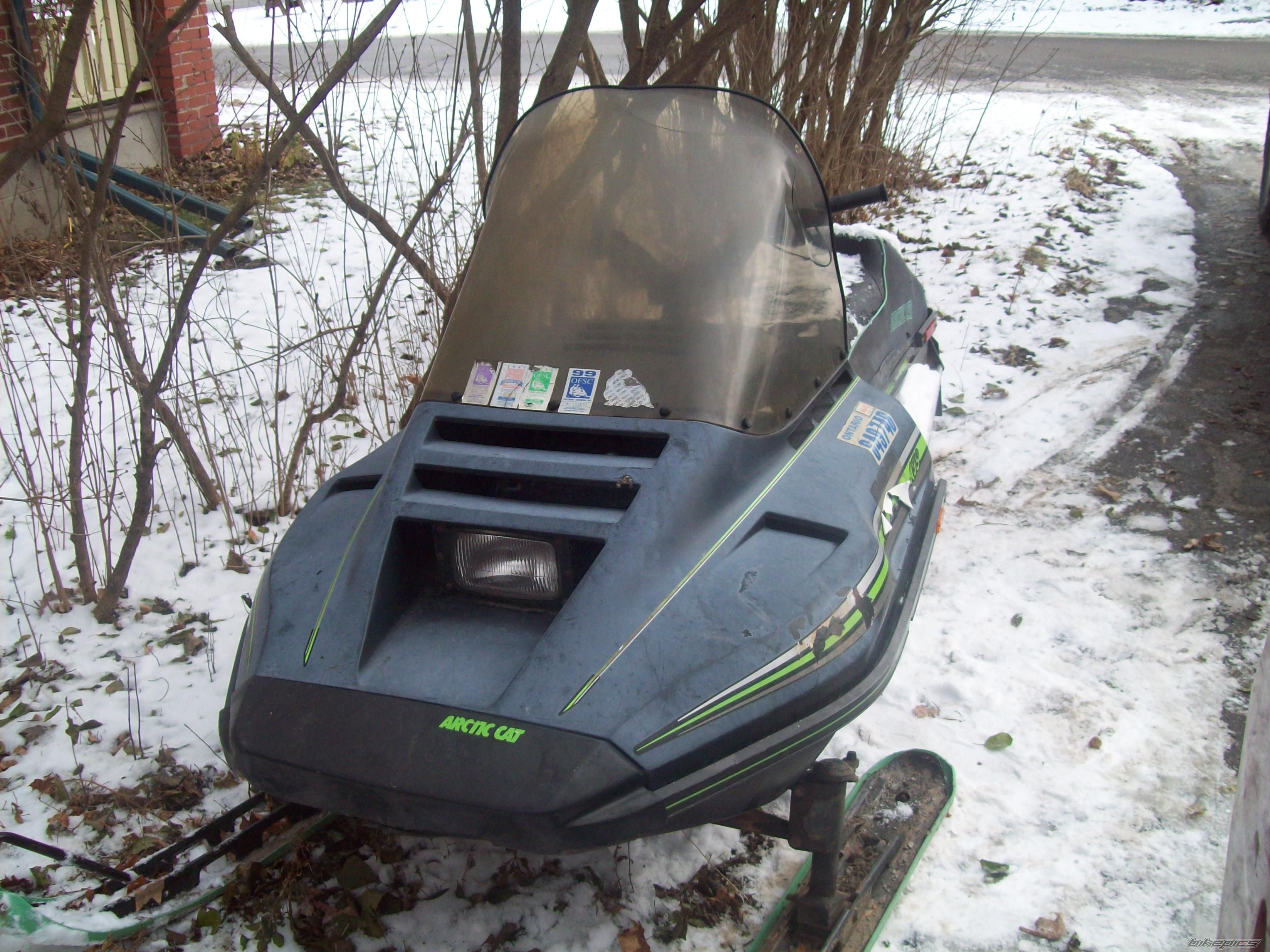 Photo 1498004