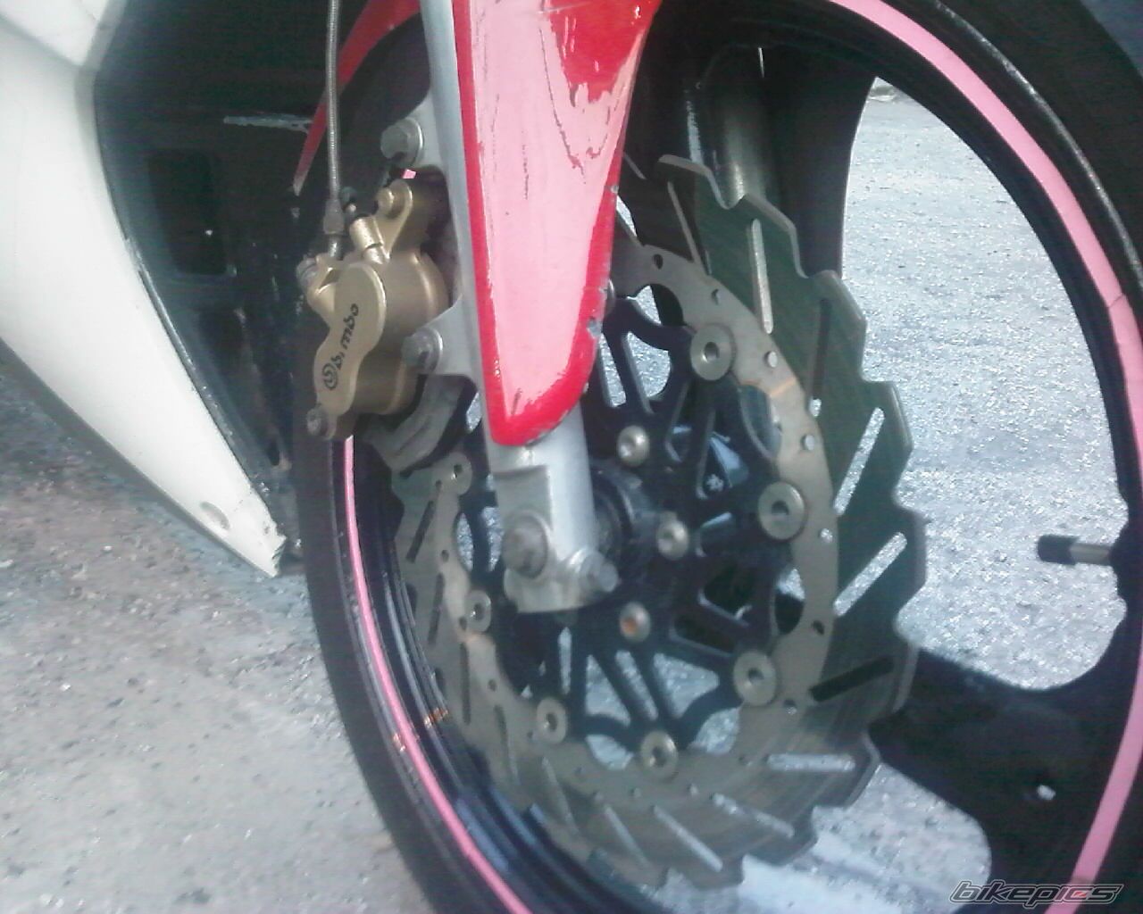 Photo 1498069
