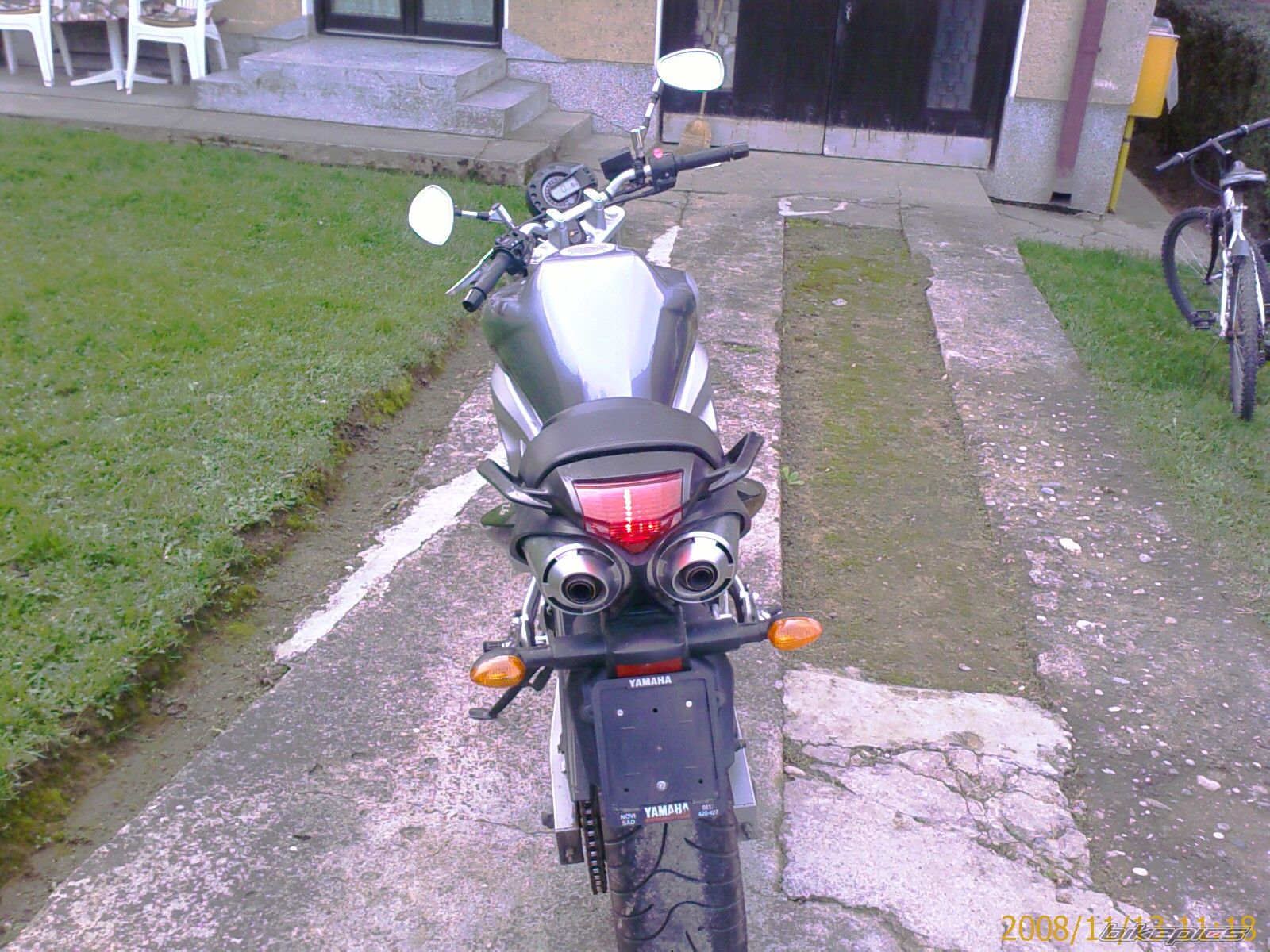 Photo 1498117