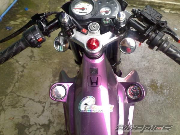 Photo 1498228