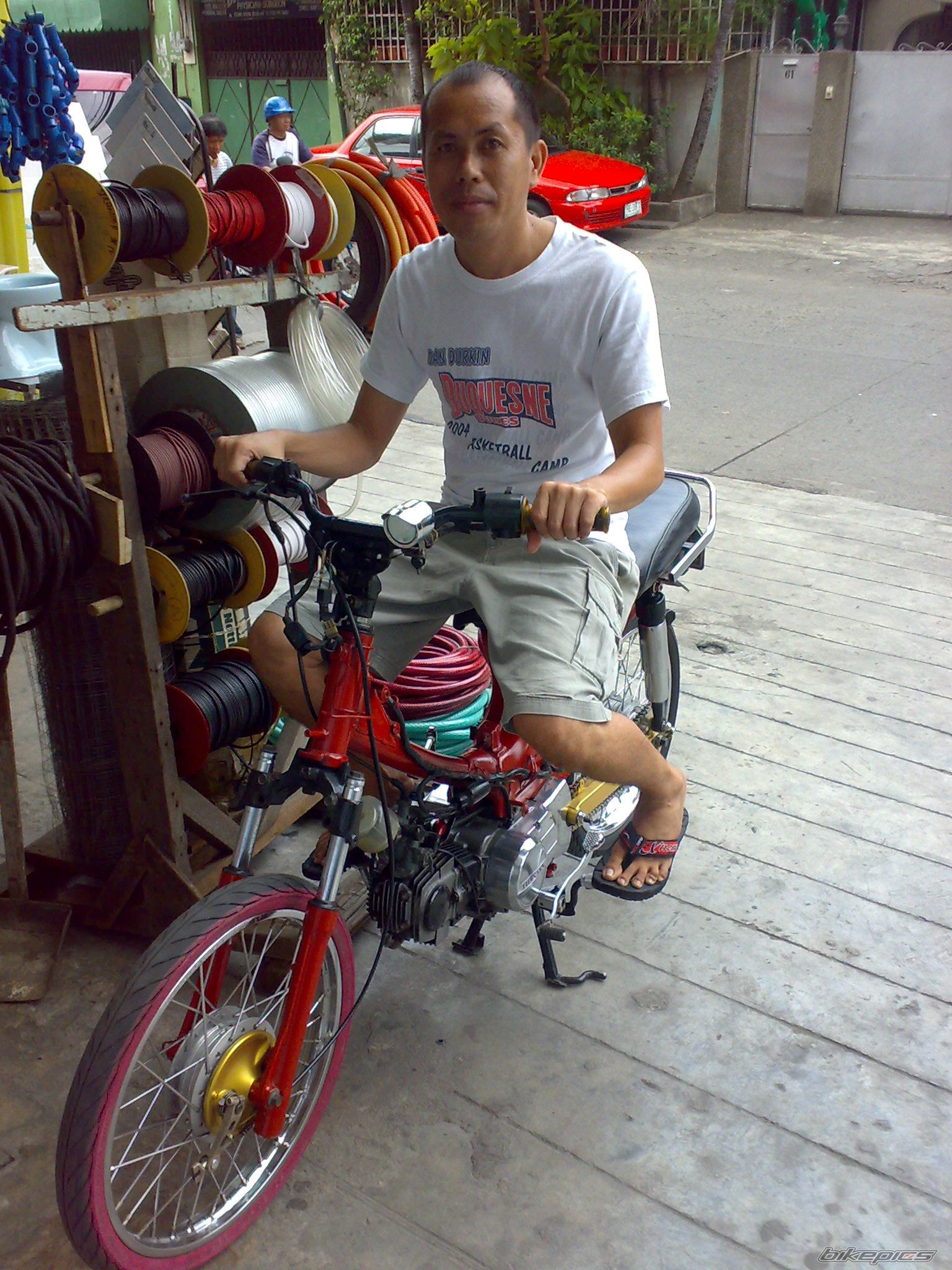 Photo 1498342