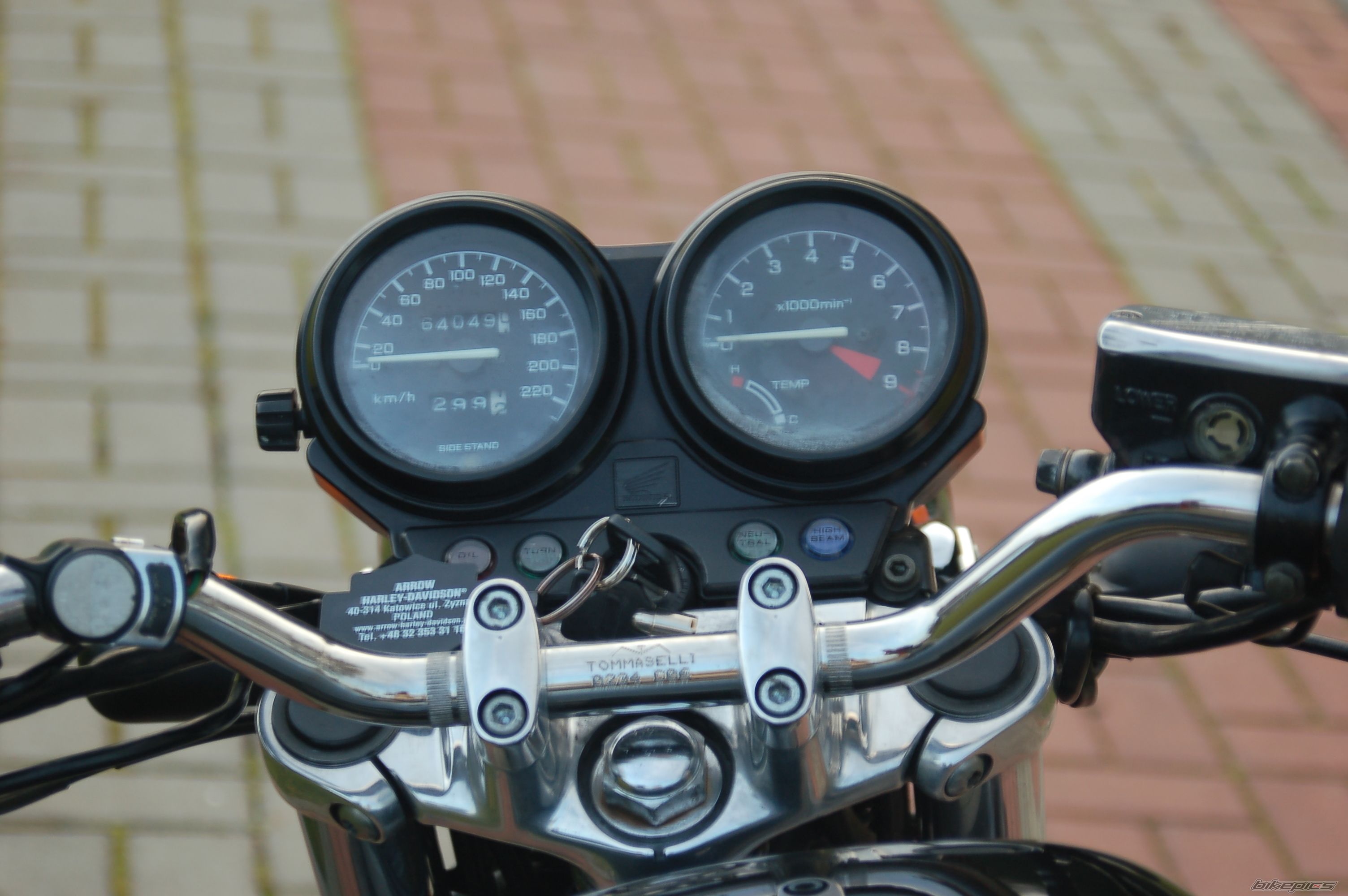 Photo 1498430