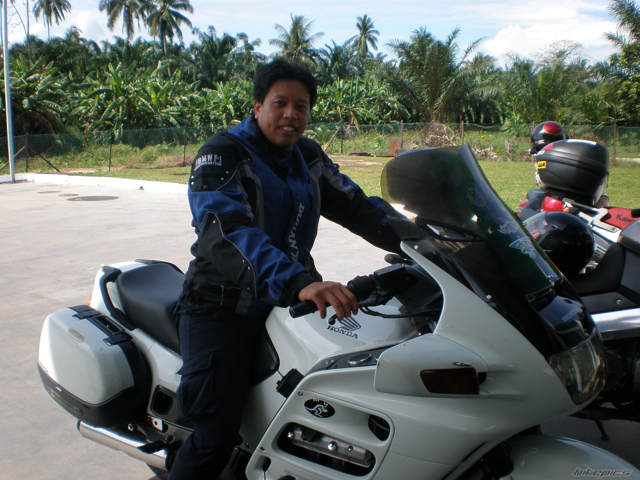 Bike Photo 1498550