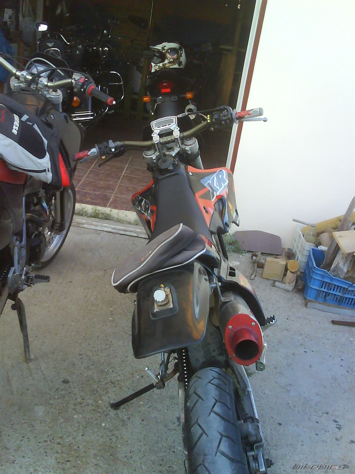 Photo 1498573