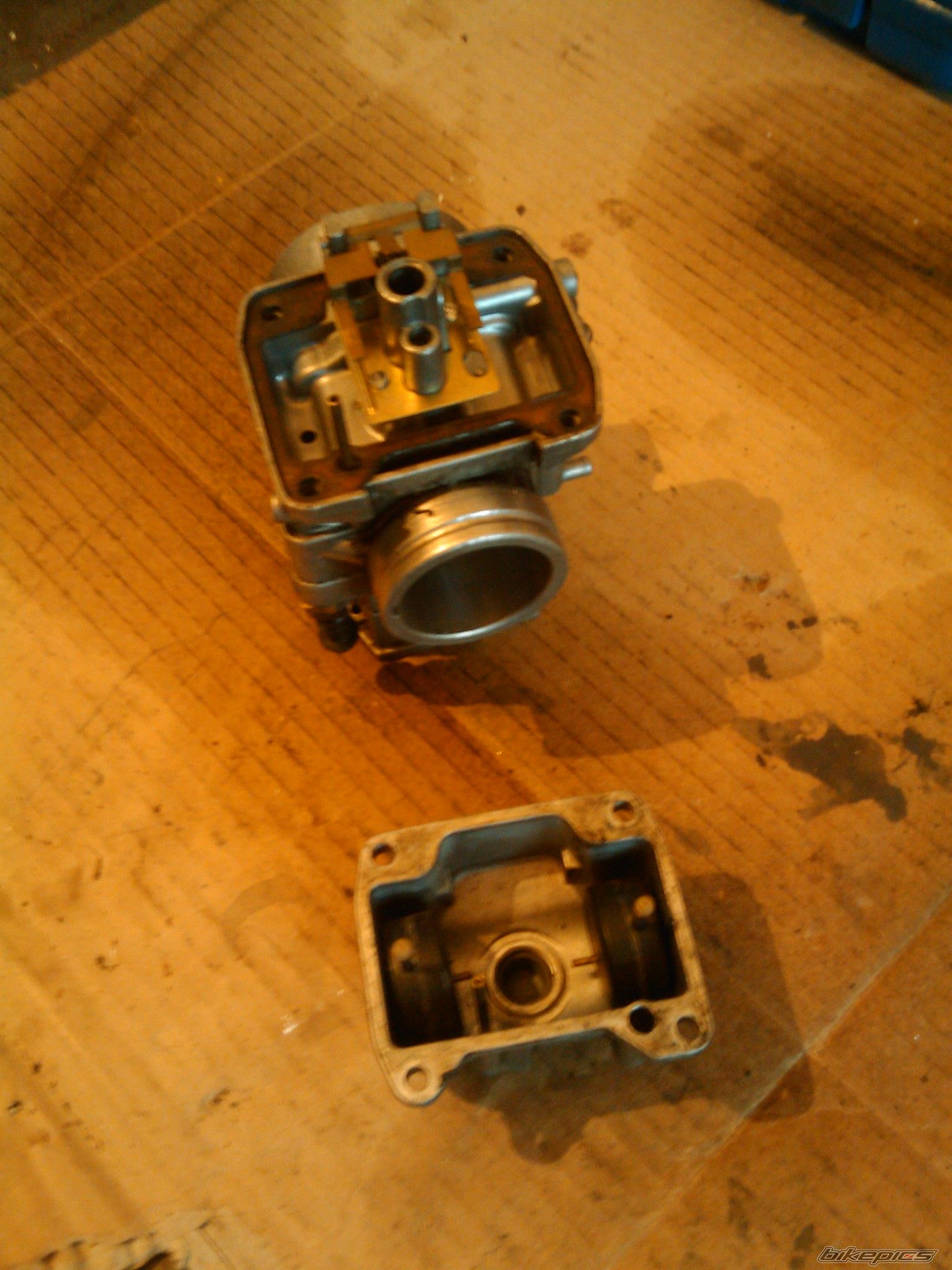 Photo 1498608