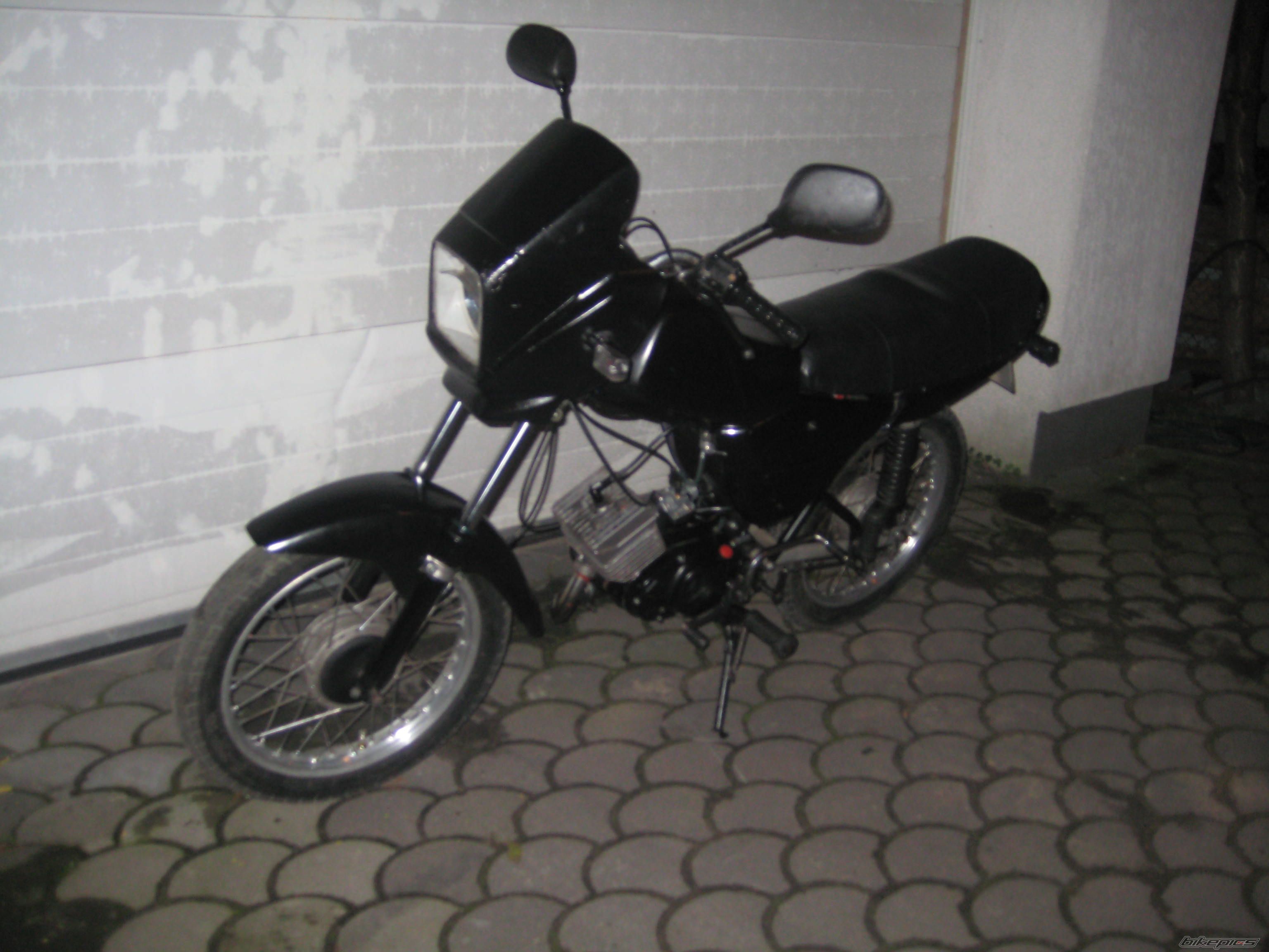 Photo 1498682