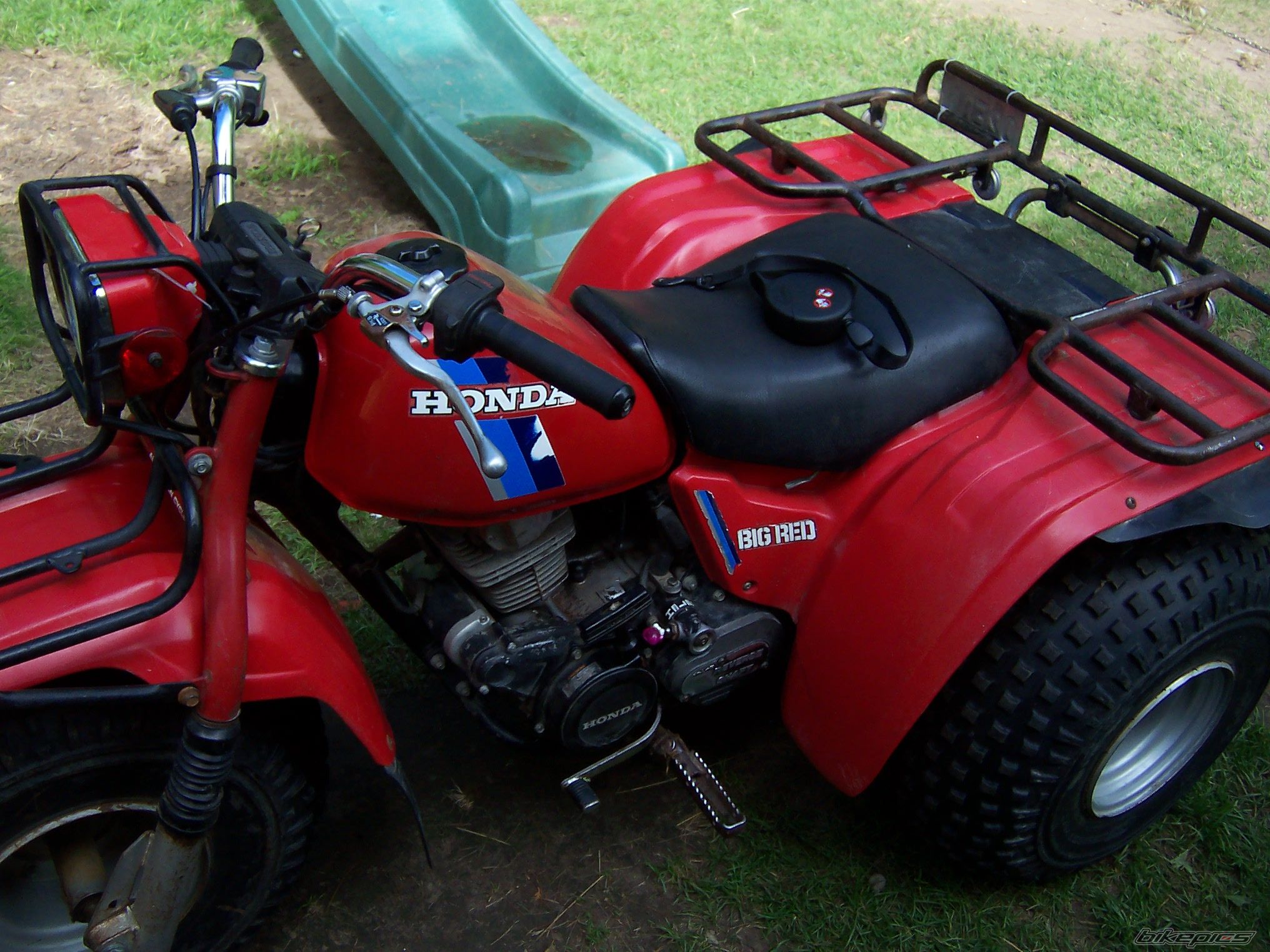 Photo 1498705