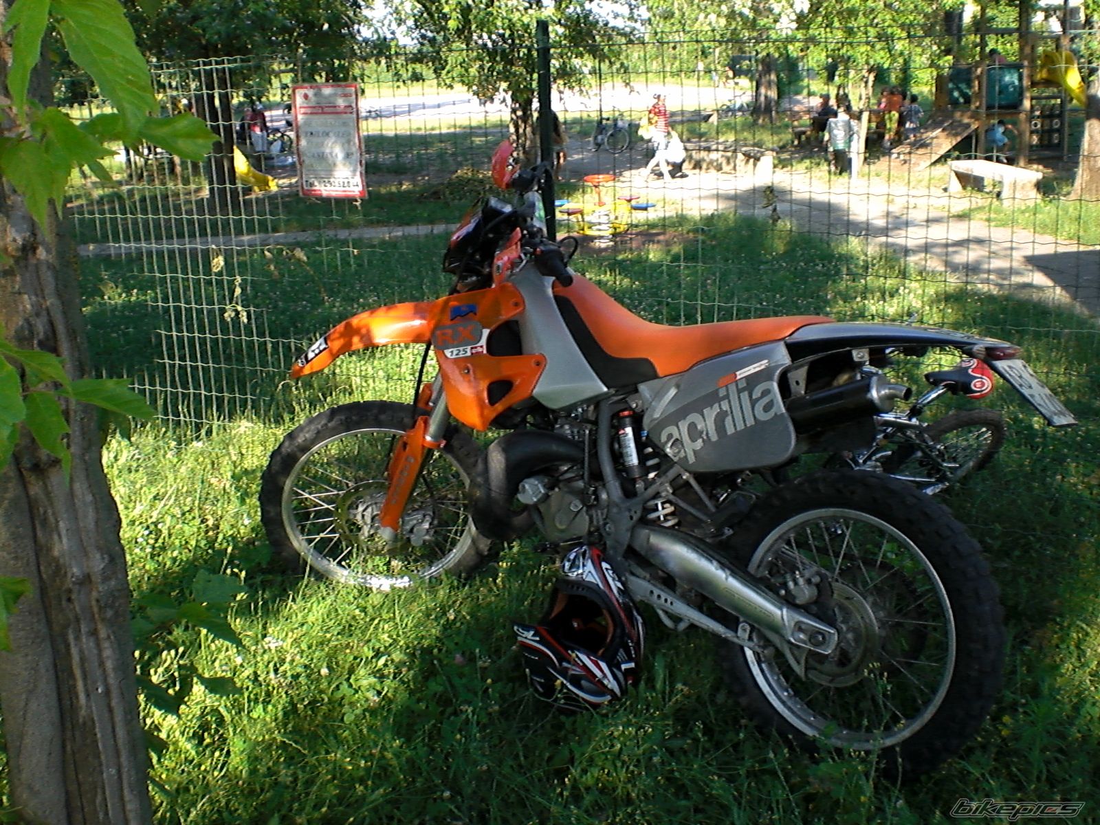 Bike Photo 1498709