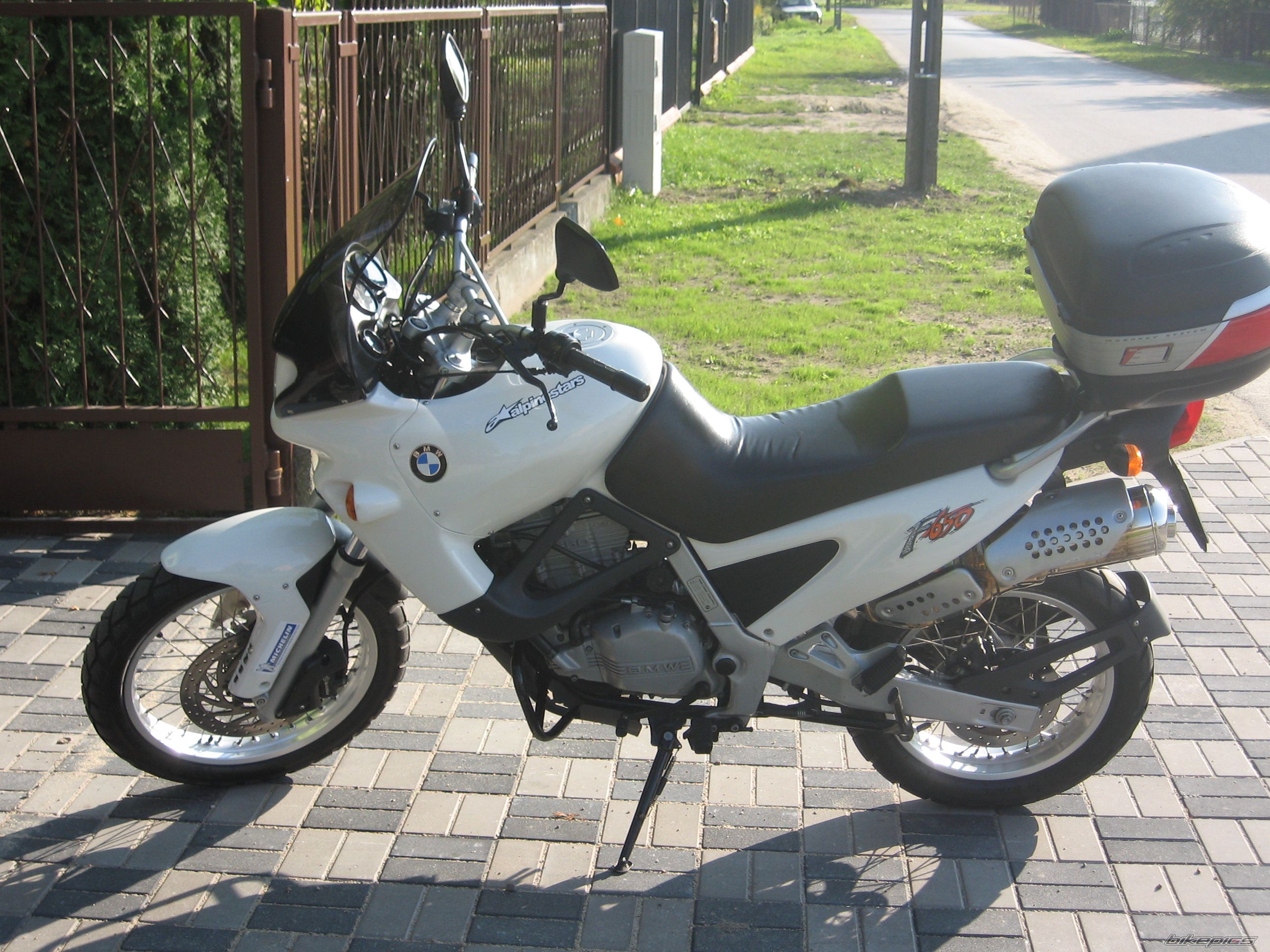 Photo 1498815