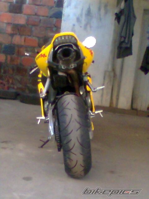 Photo 1498892