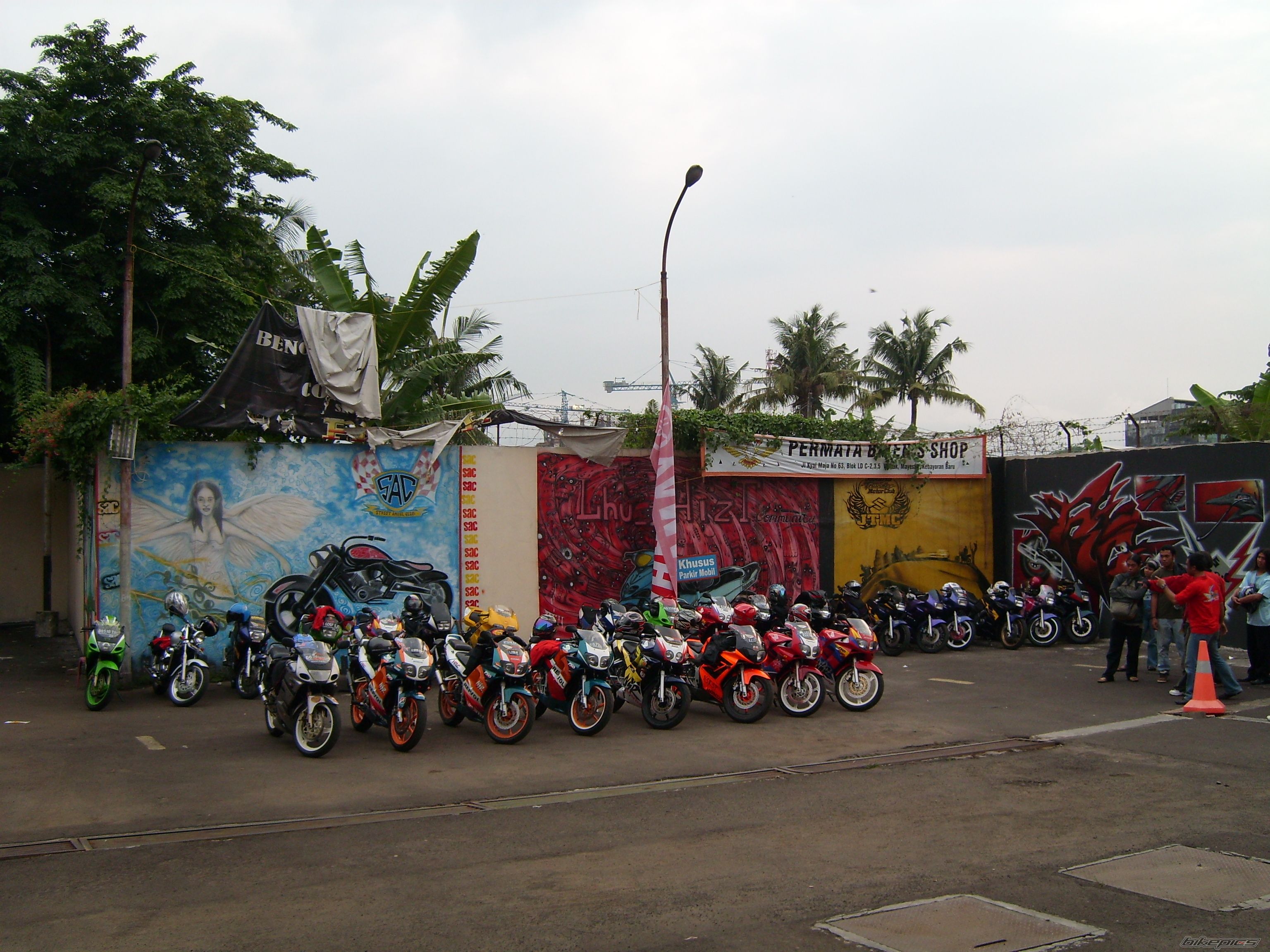 Photo 1499325