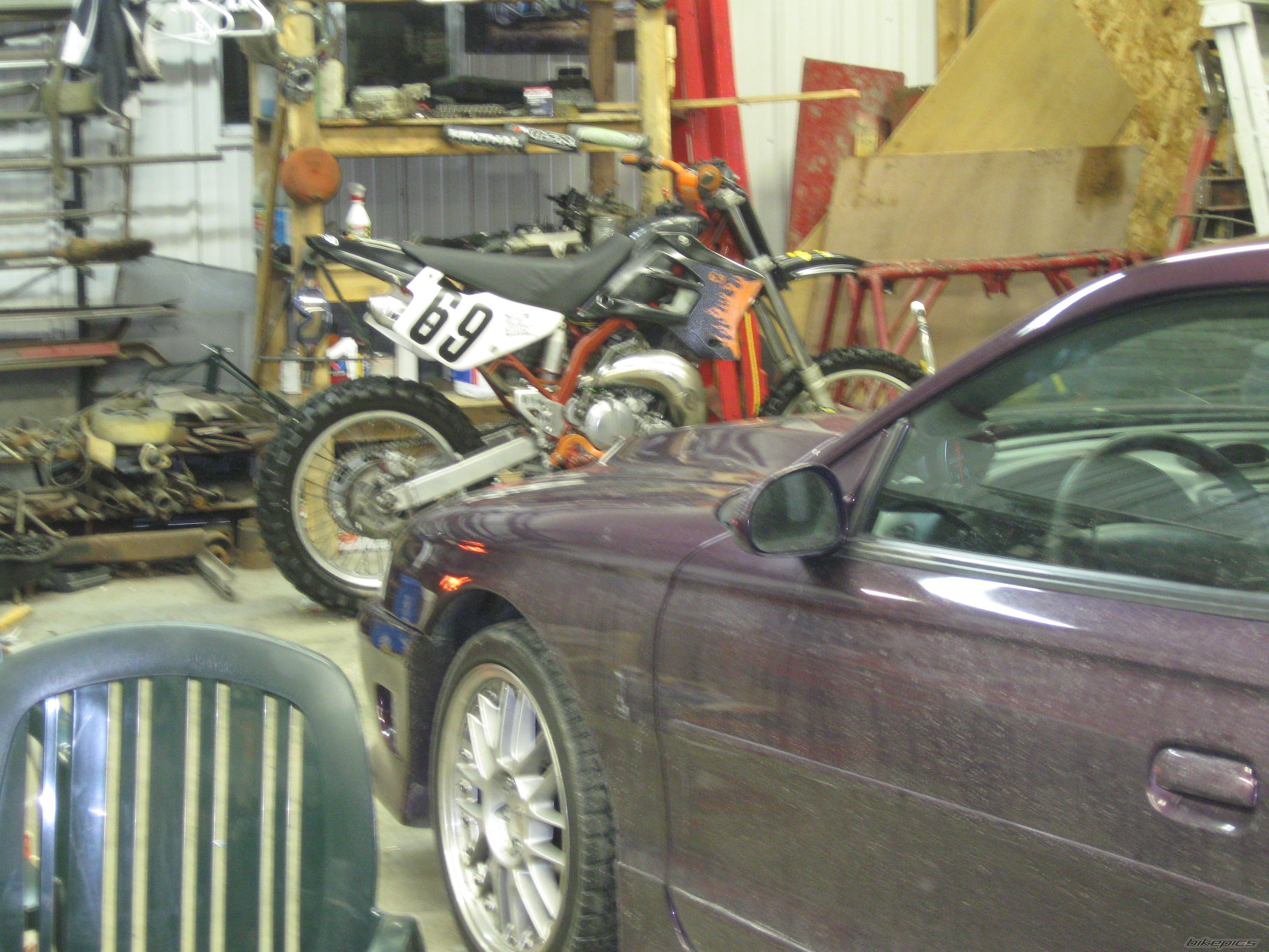 Photo 1499341