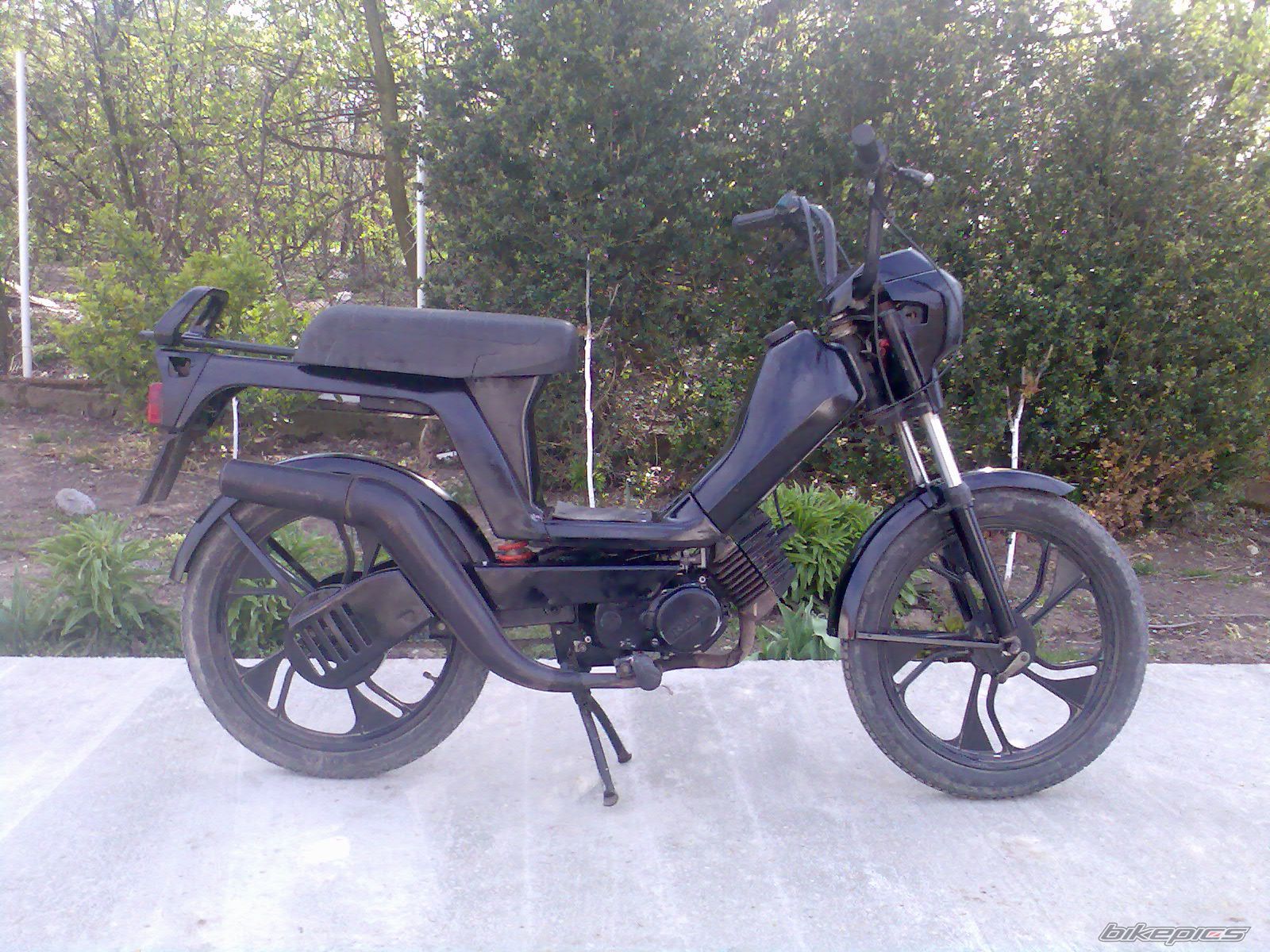 Photo 1499504