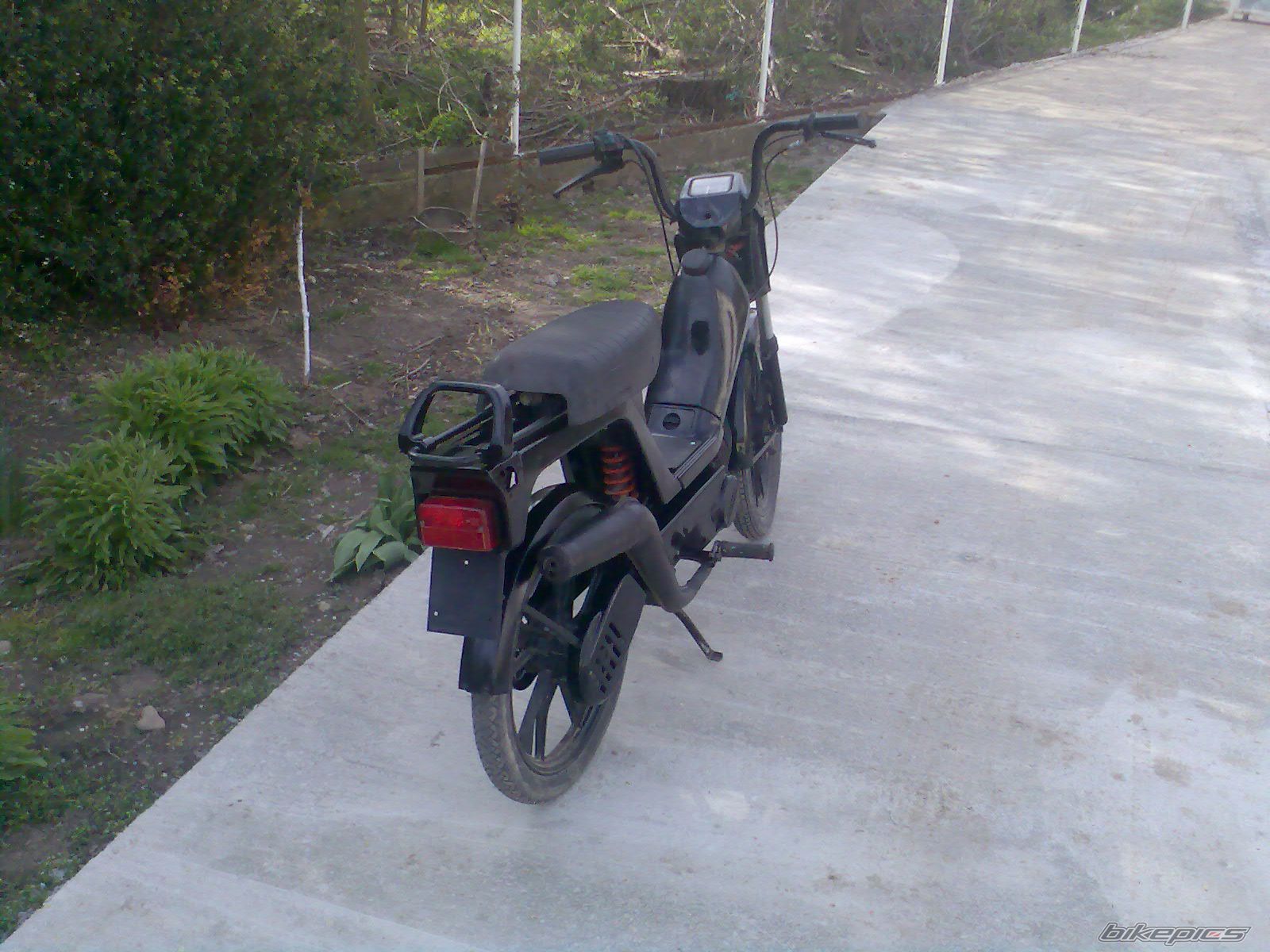 Photo 1499507