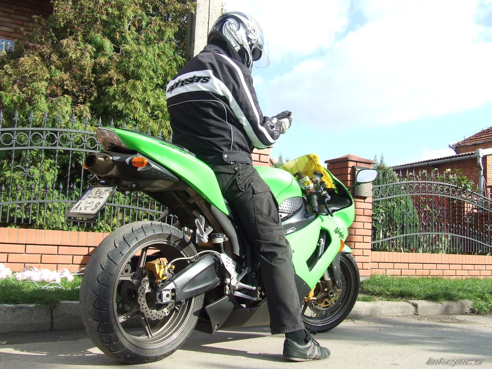 Bike Photo 1499595