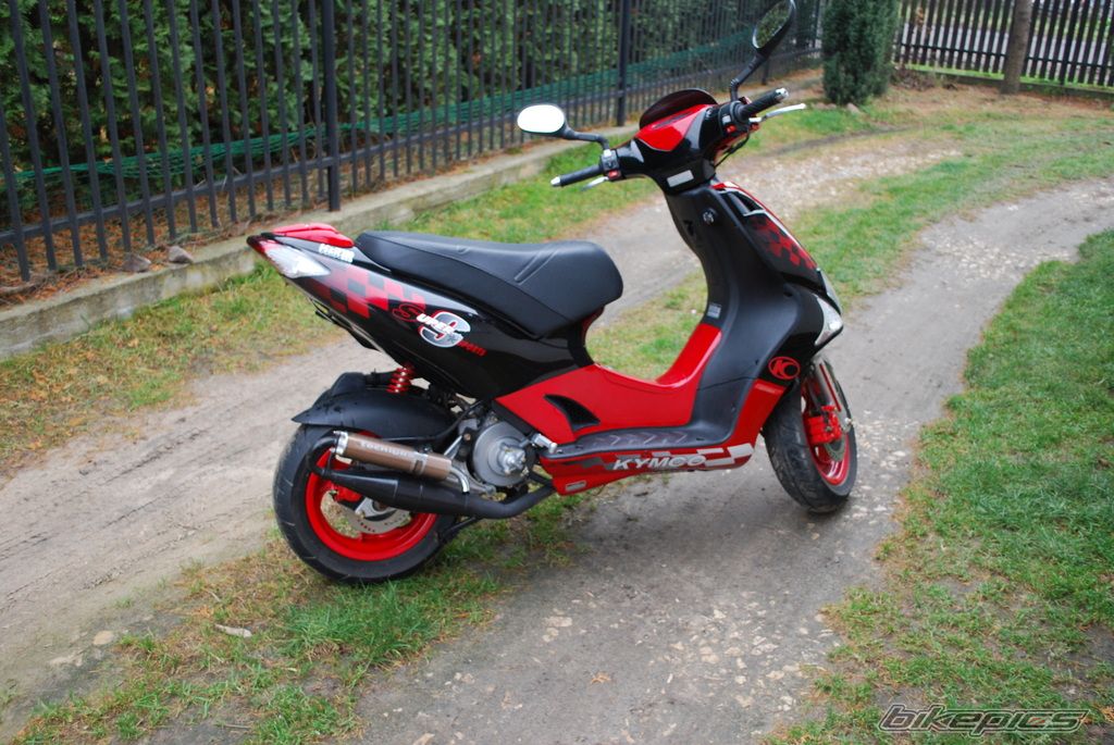 Photo 1499602