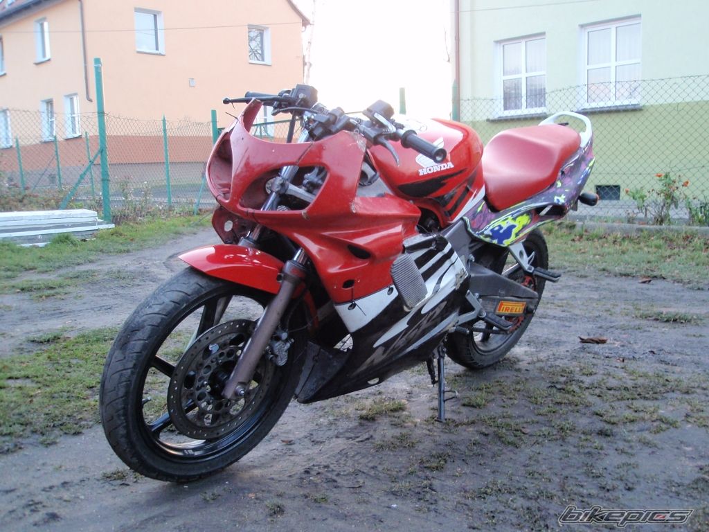 Photo 1499648