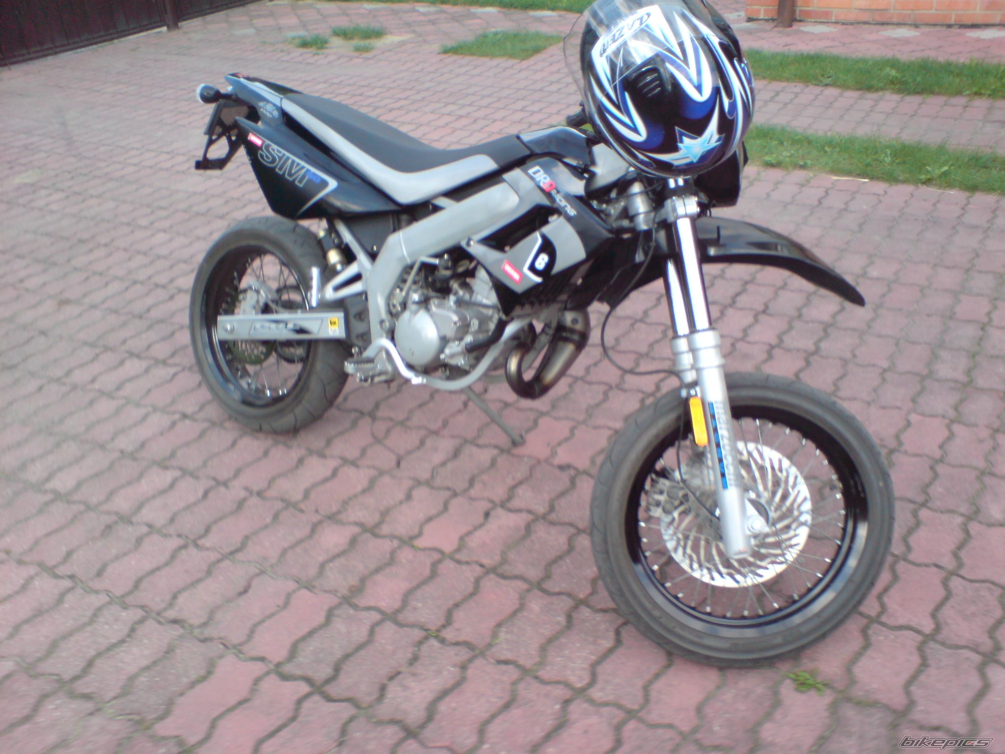 Photo 1499740