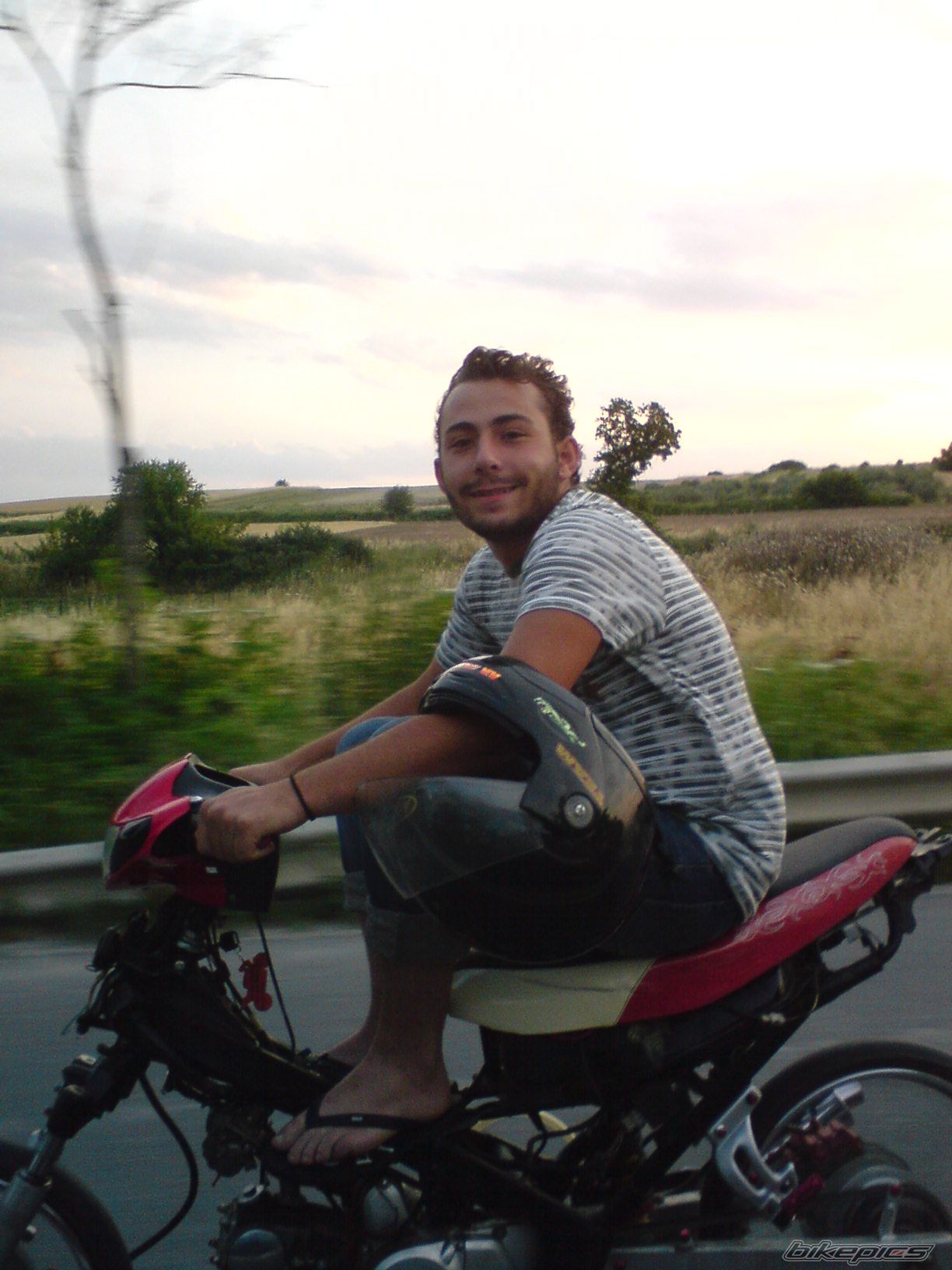 Photo 1499929
