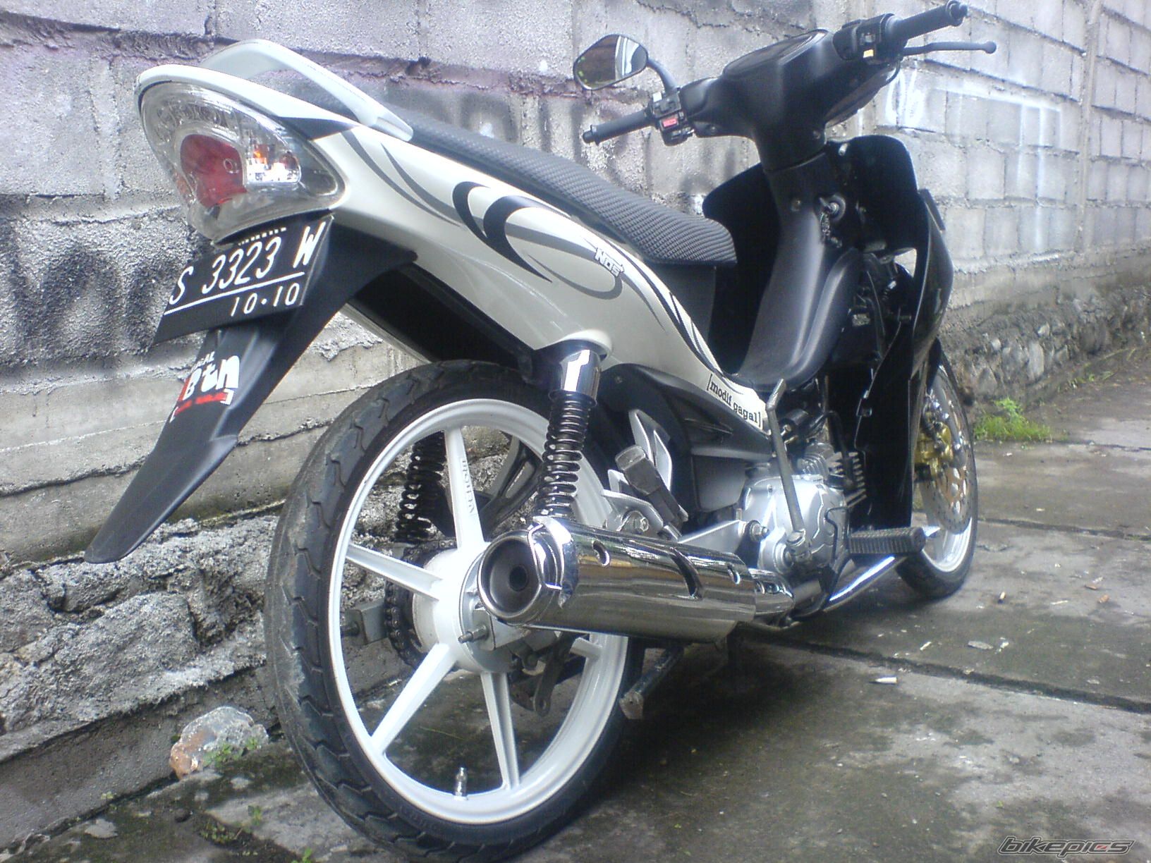 Photo 1499947