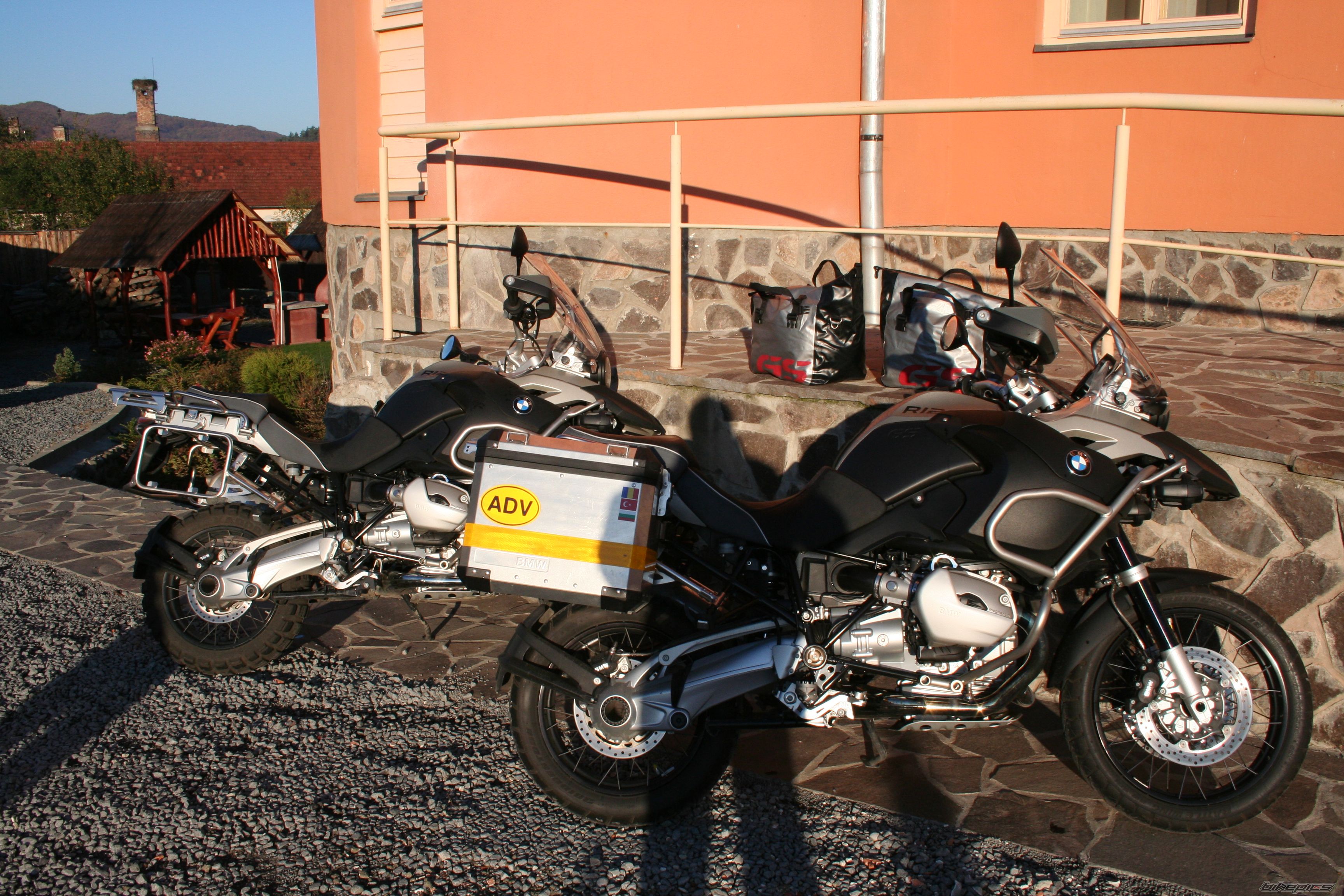 Photo 1499971