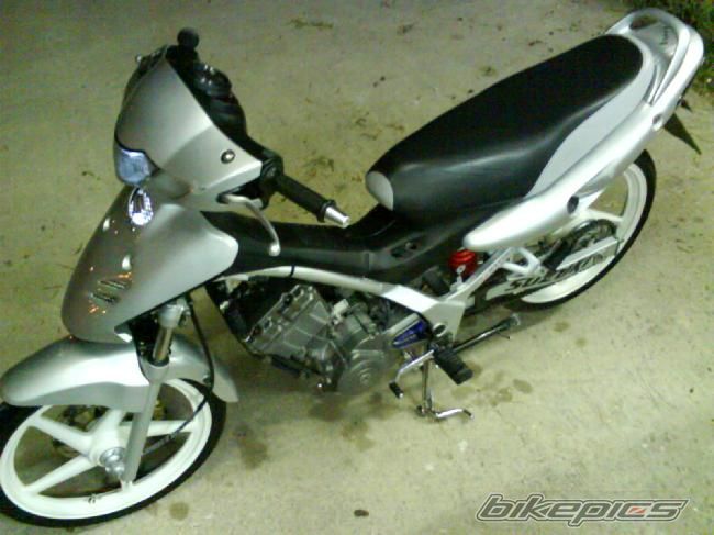 Photo 1501562