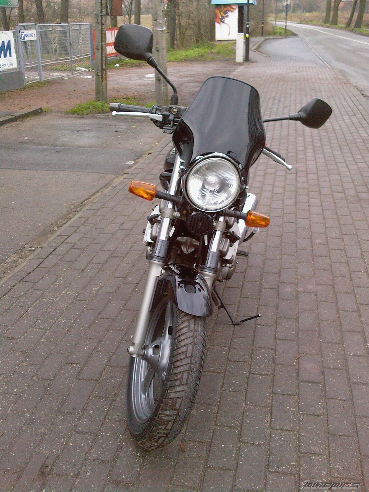 Photo 1501580