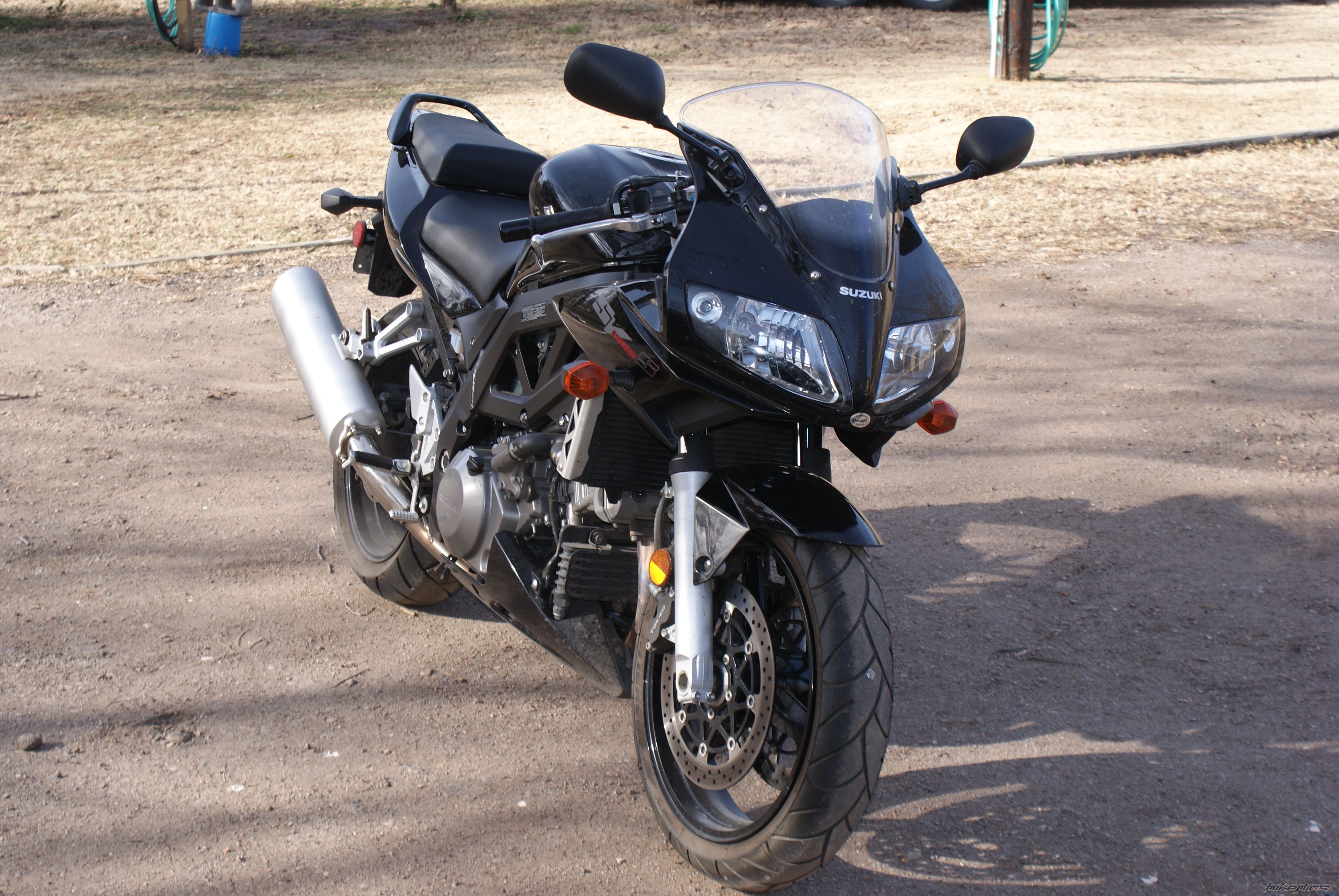 Photo 1501586