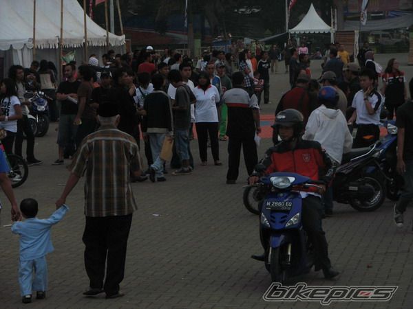 Photo 1501772