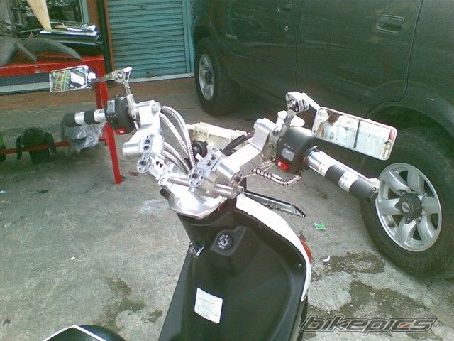 Photo 1501858