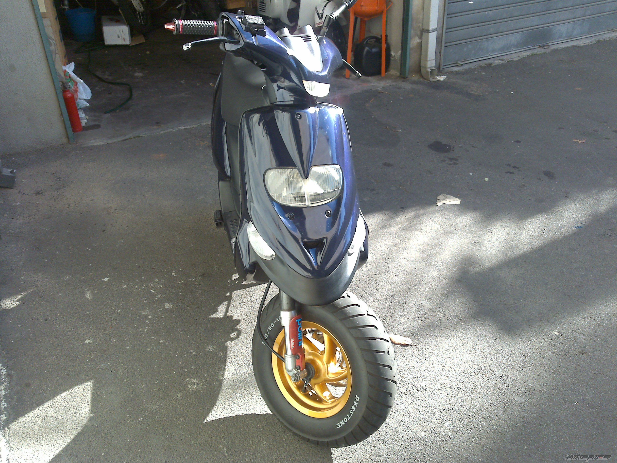 Photo 1501943