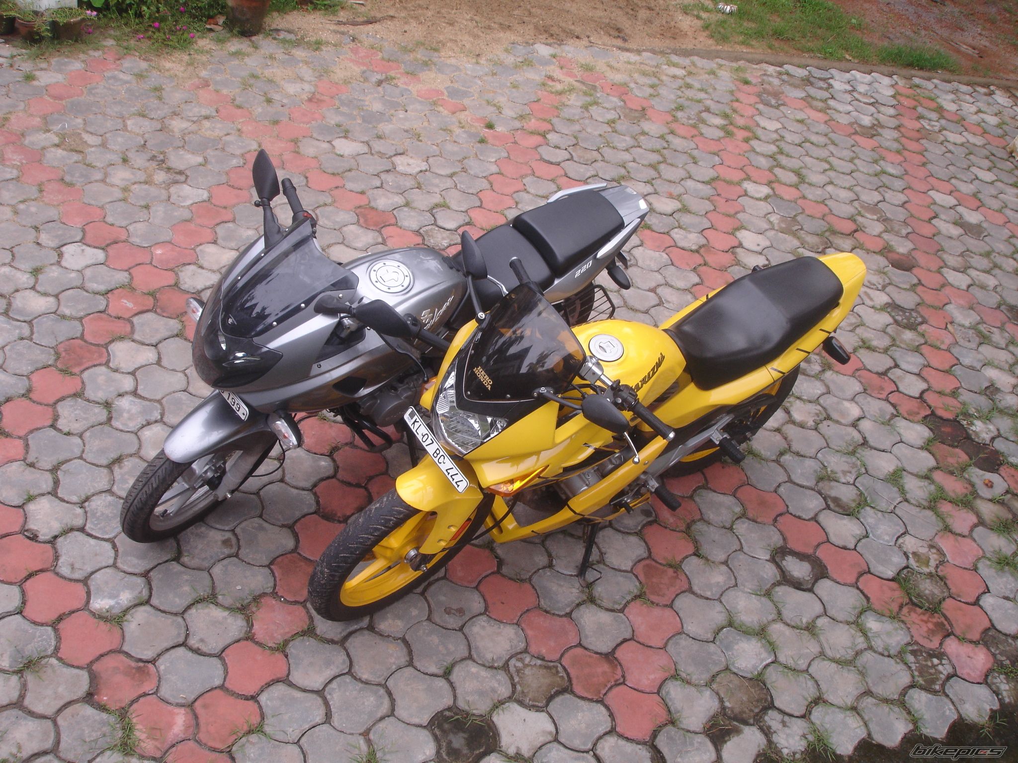 Photo 1502140