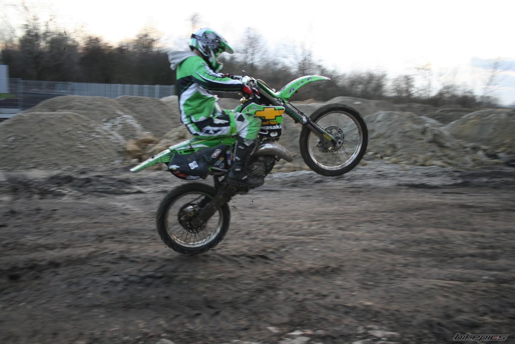 Photo 1502321