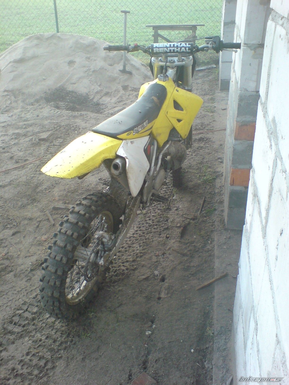 Photo 1502331
