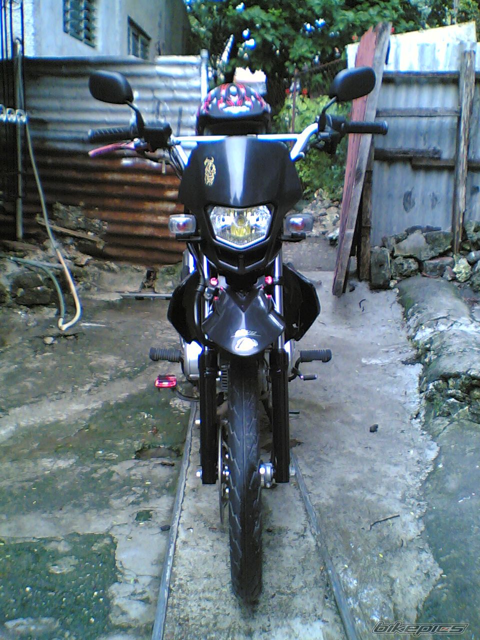 Photo 1502785