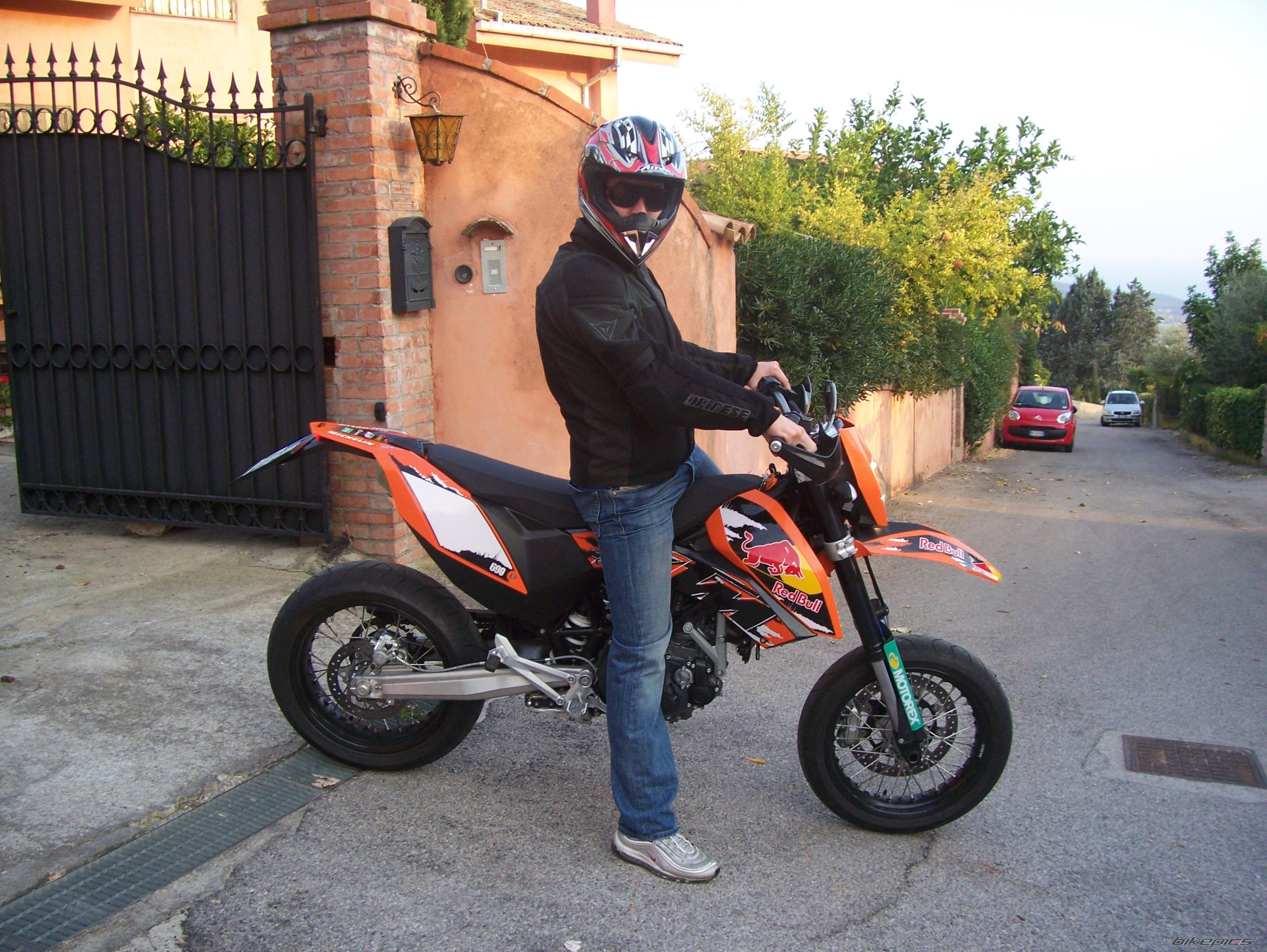 Photo 1502832