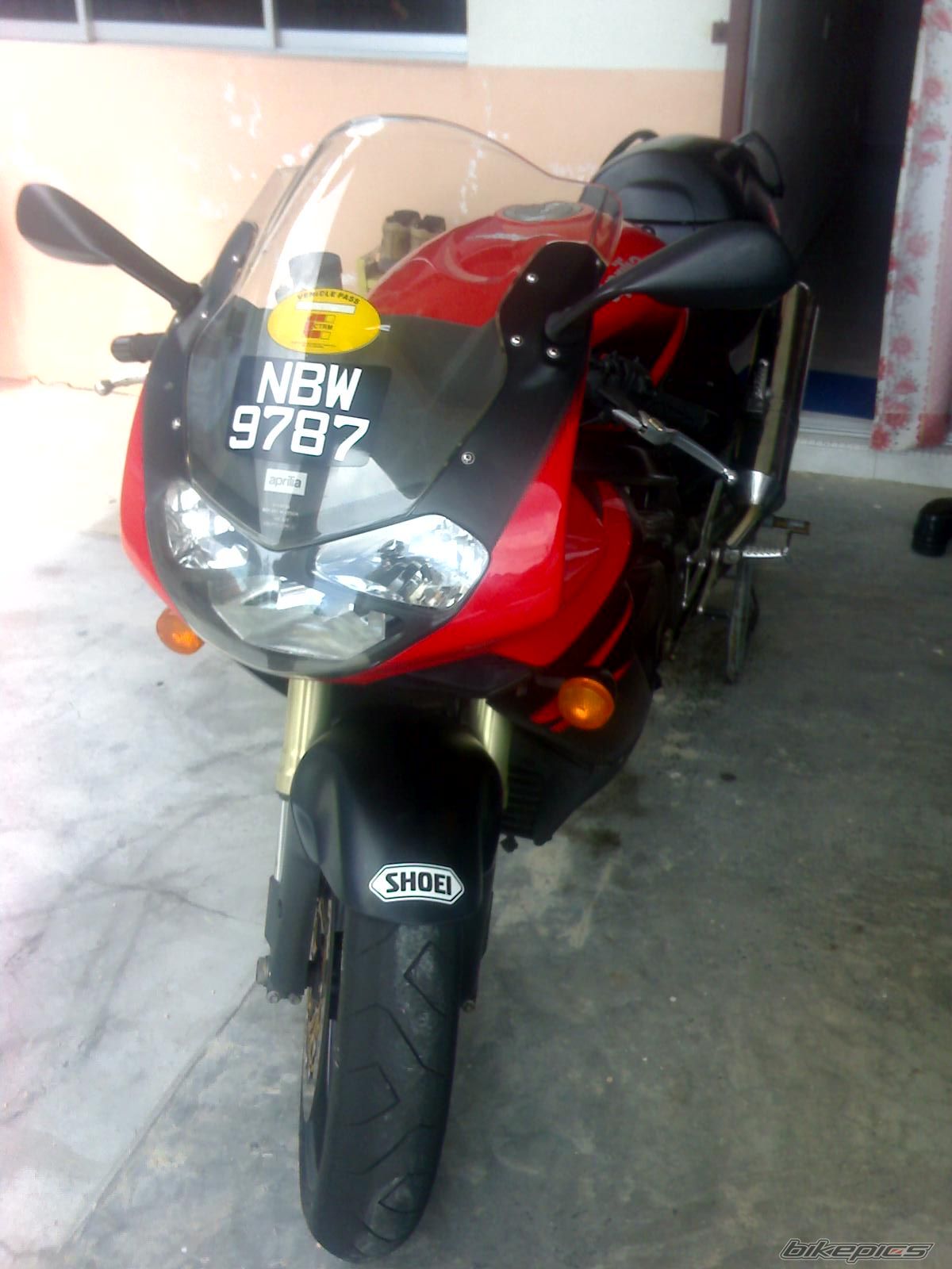 Photo 1502955