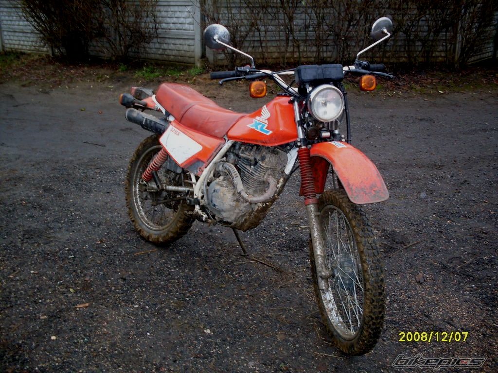 Photo 1502975