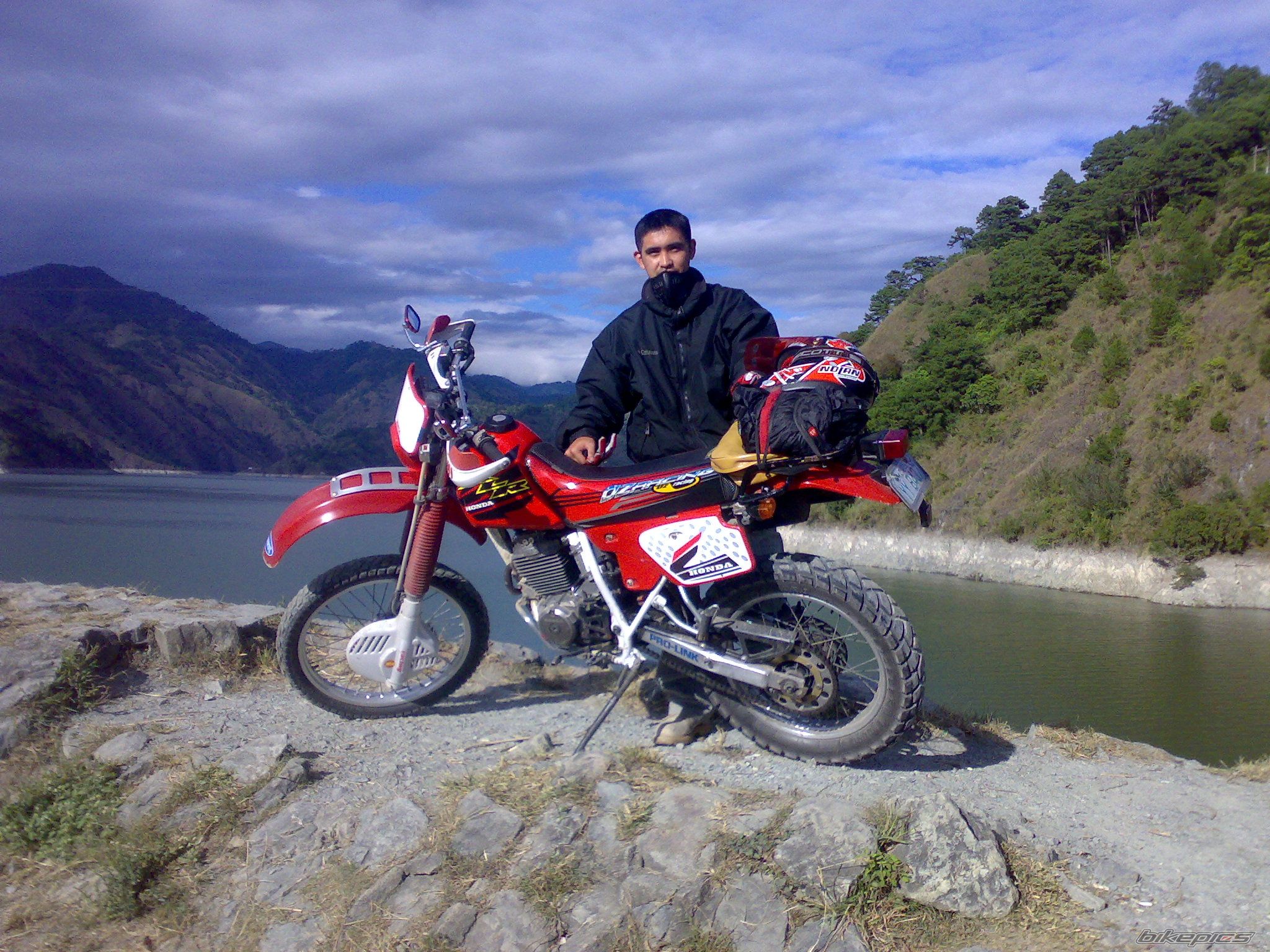 Photo 1503035