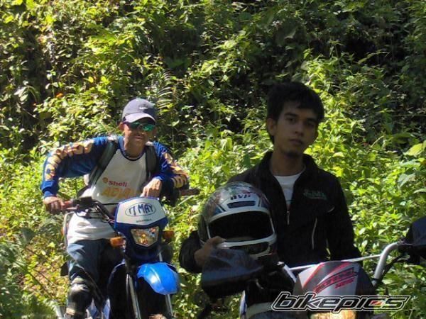 Photo 1503281