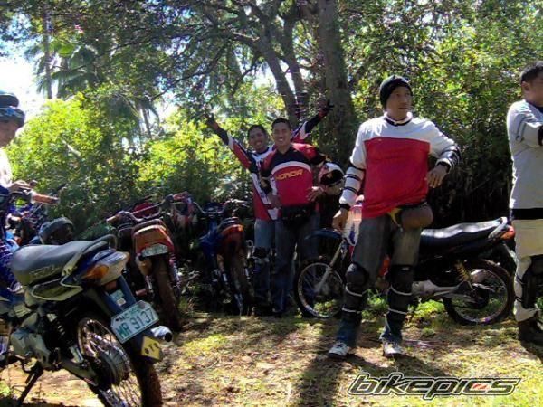 Photo 1503284