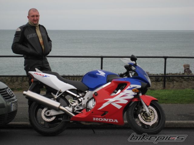 Photo 1503469