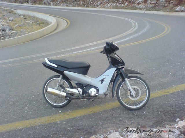 Photo 1503586
