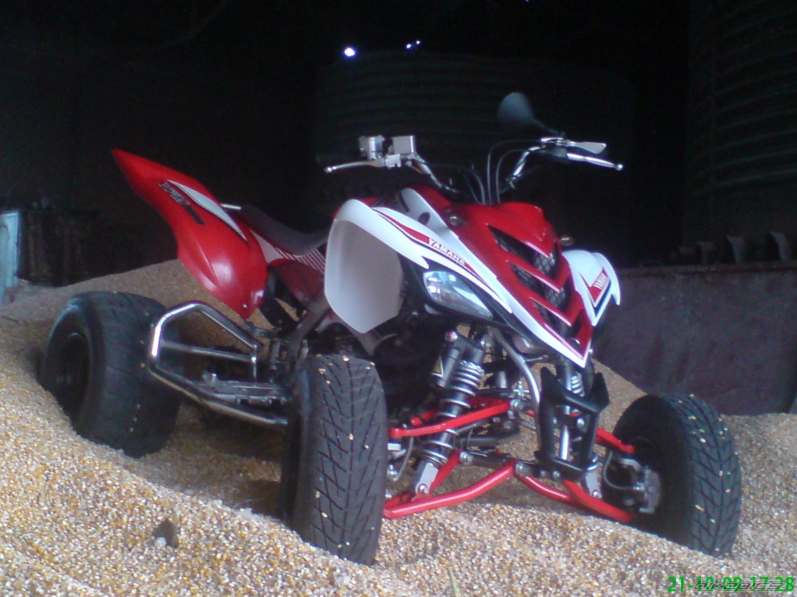 Photo 1503610