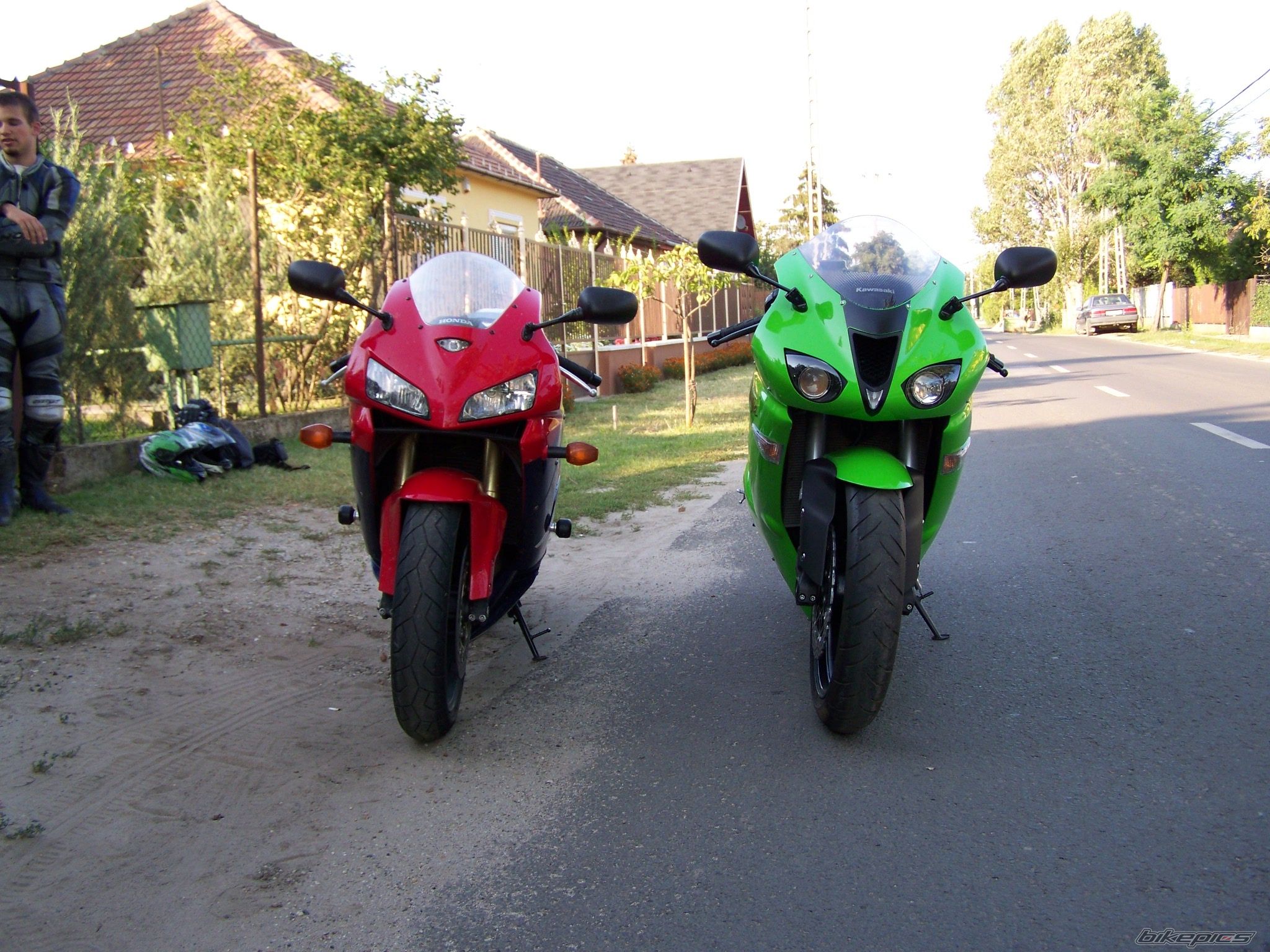 Photo 1503761