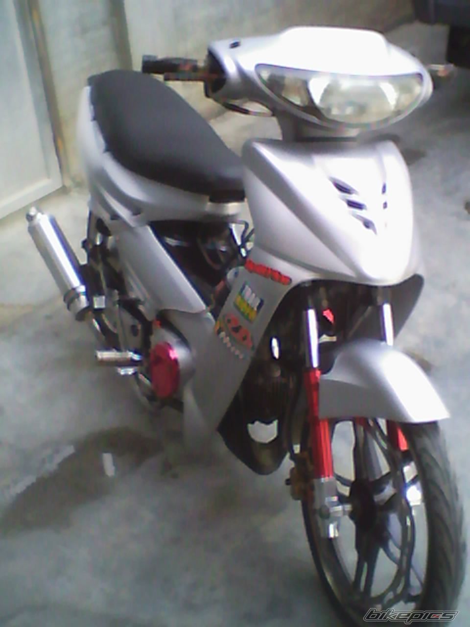 Photo 1503877