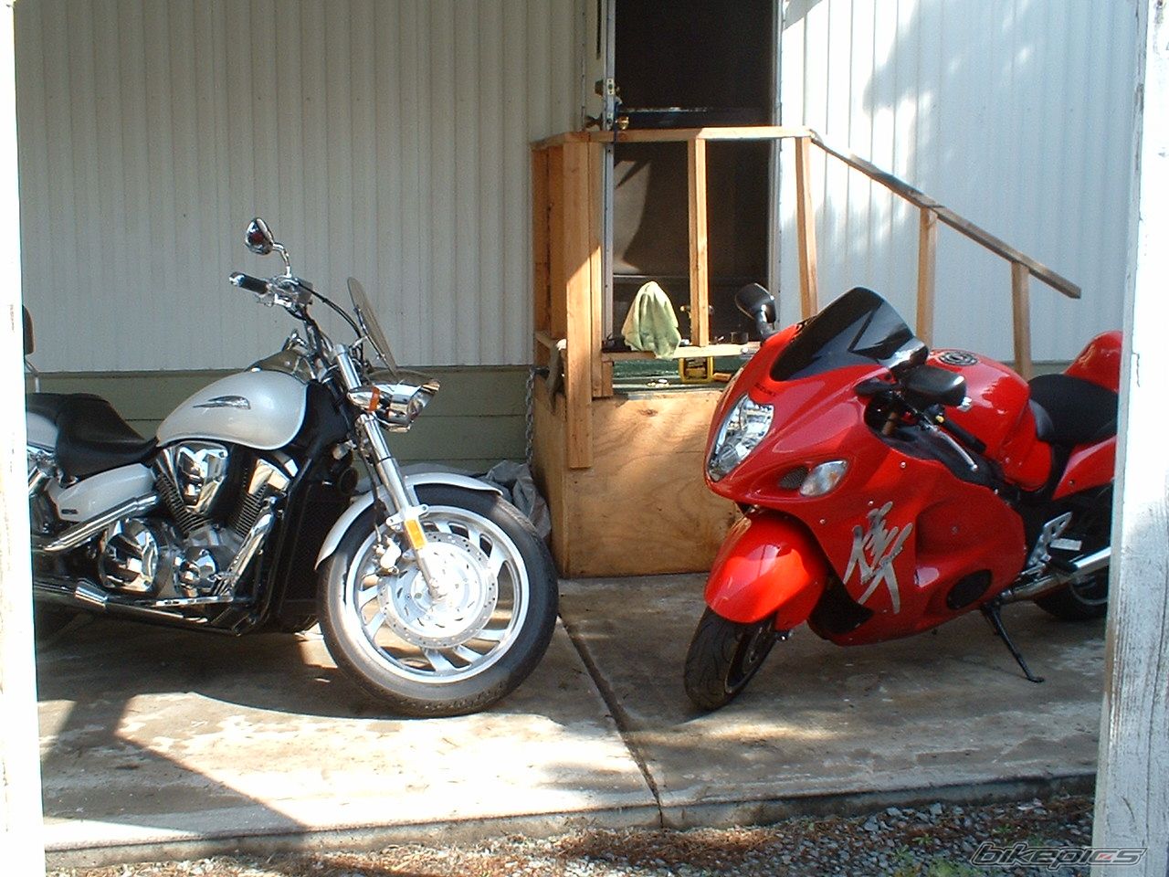 Photo 1503955