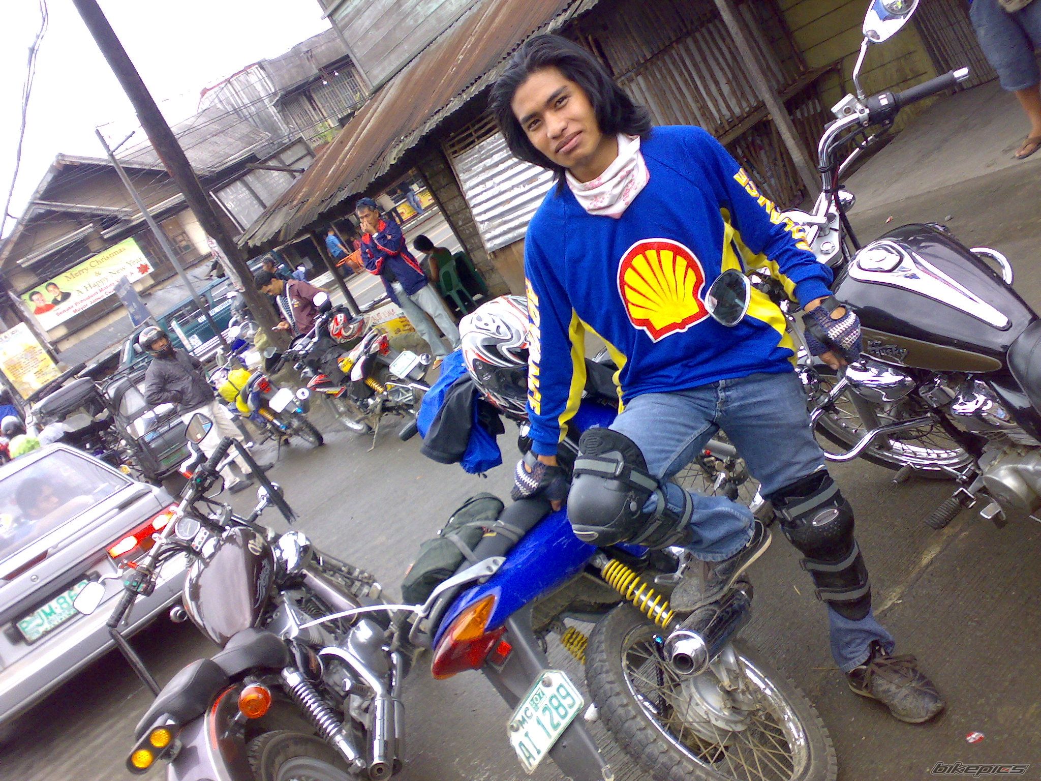 Photo 1503973