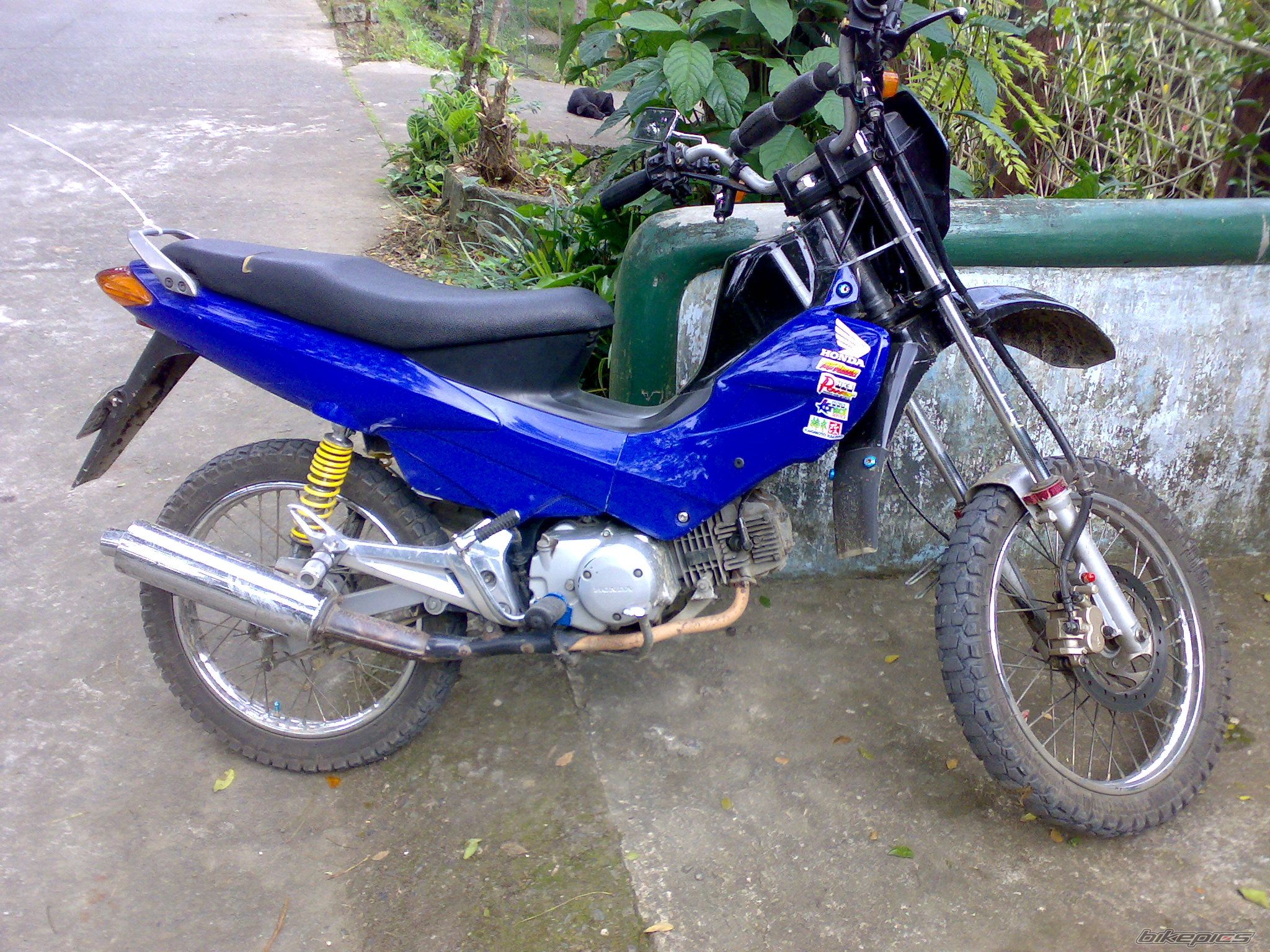 Photo 1503983