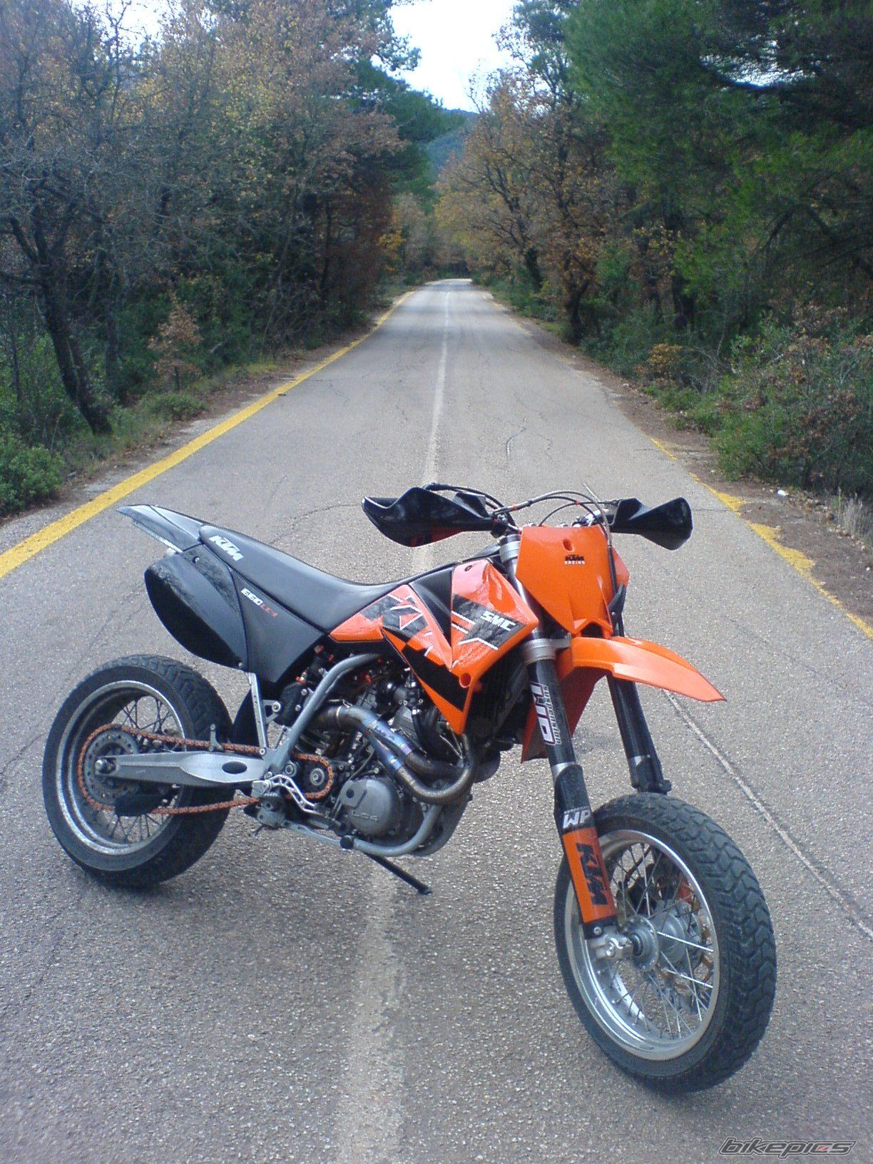 Photo 1504103